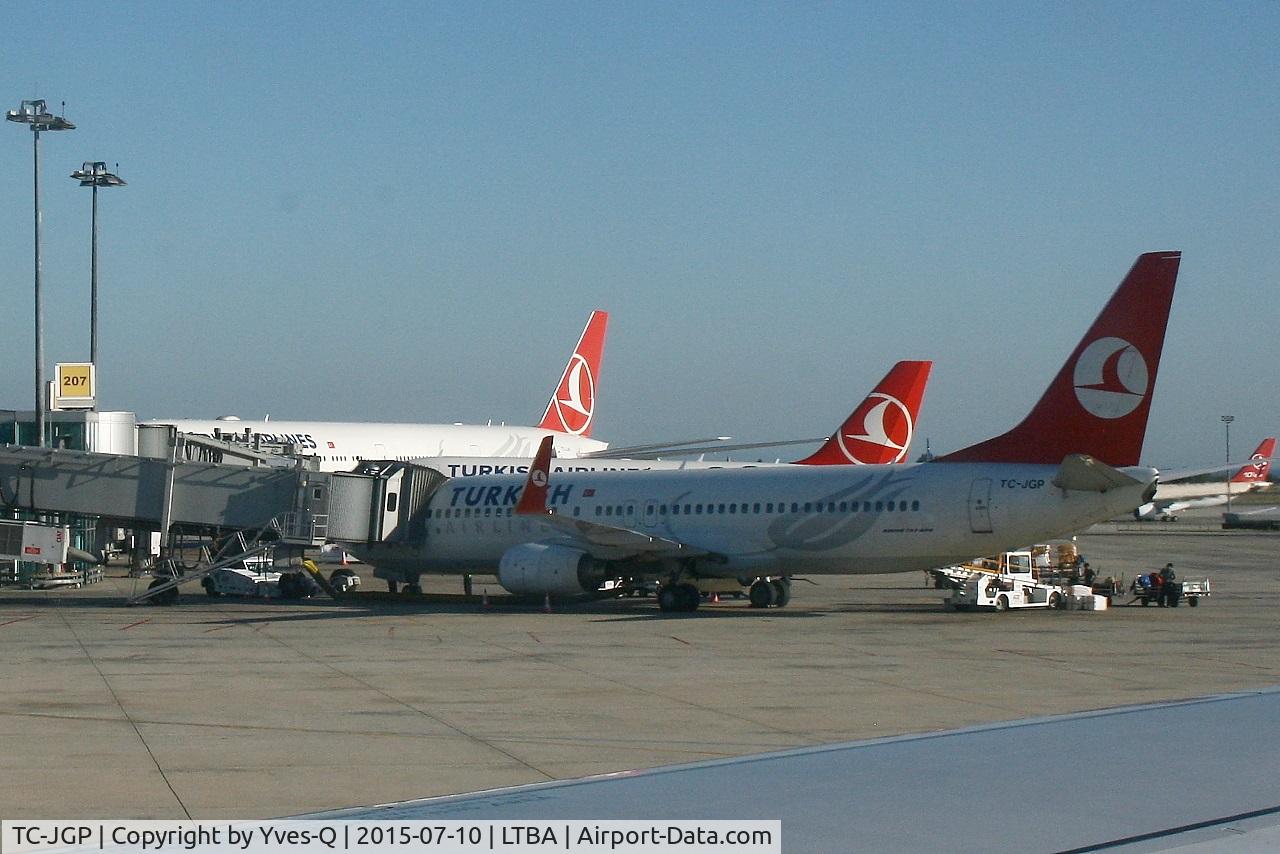 TC-JGP, 2006 Boeing 737-8F2 C/N 34414, Boeing 737-8F2, Boarding ramp 206, Istanbul Atatürk Airport (LTBA-IST)