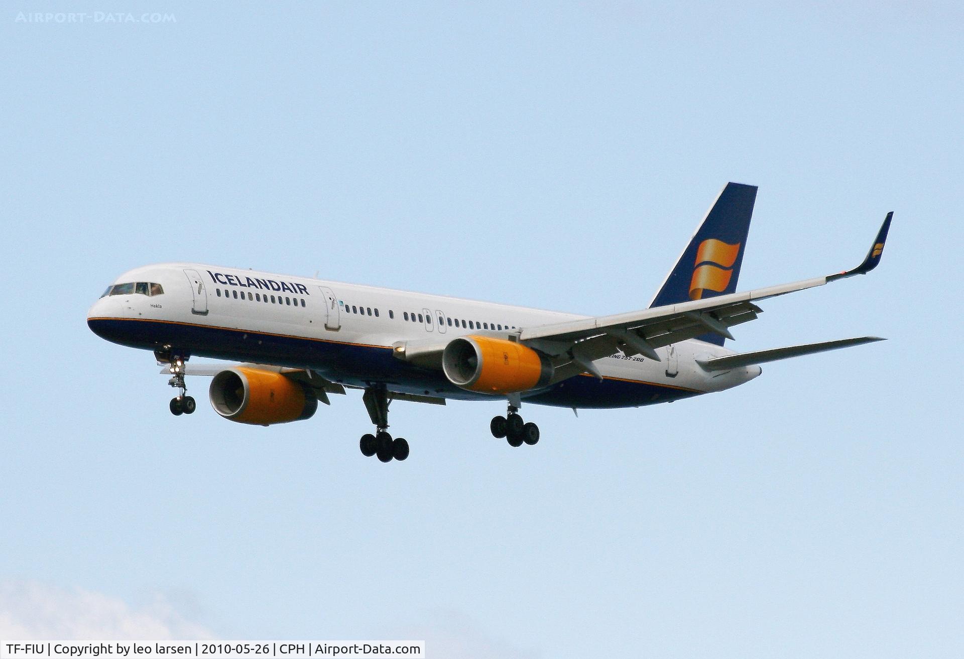 TF-FIU, 1994 Boeing 757-256 C/N 26243, Copenhagen 26.5.2010