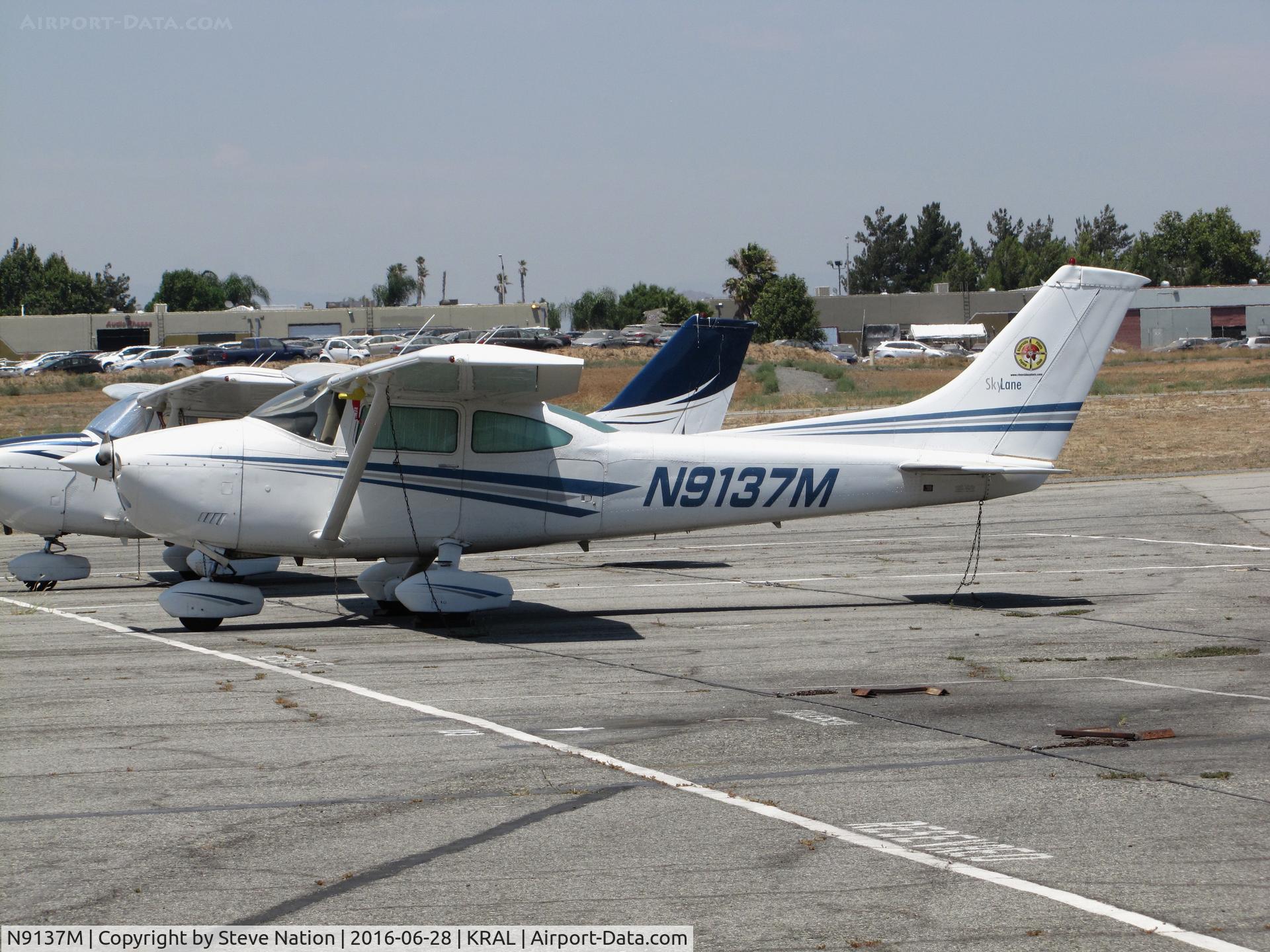 N9137M, 1976 Cessna 182P Skylane C/N 18264697, Riverside Pilots Inc. 1976 Cessna 182P Skylane @ very warm Riverside MAP, CA home base