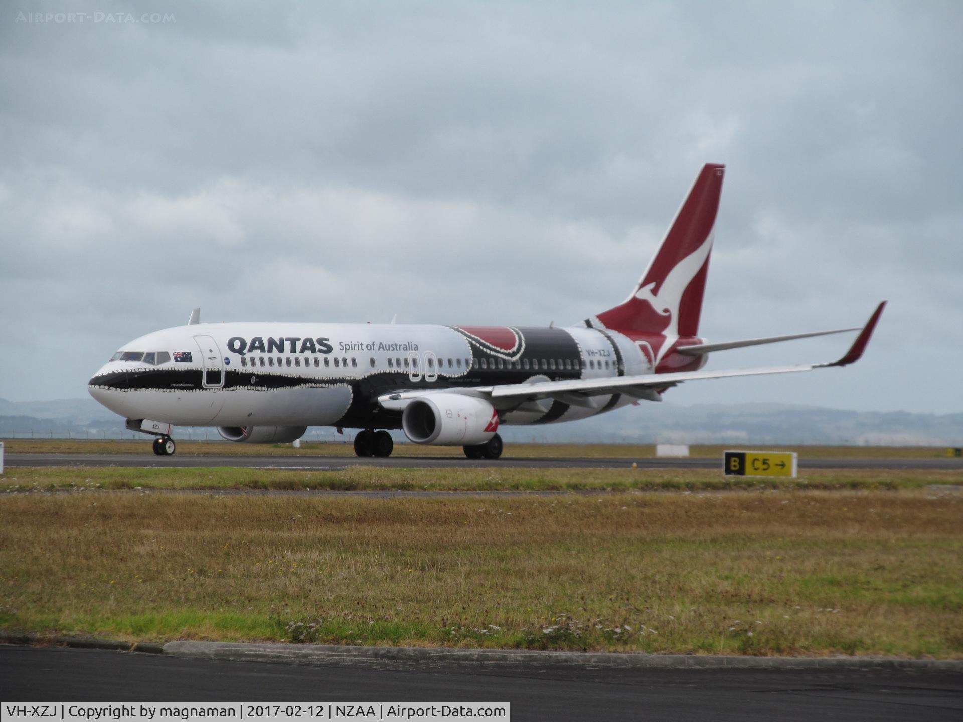 VH-XZJ, 2013 Boeing 737-838 C/N 39365, no not shamu