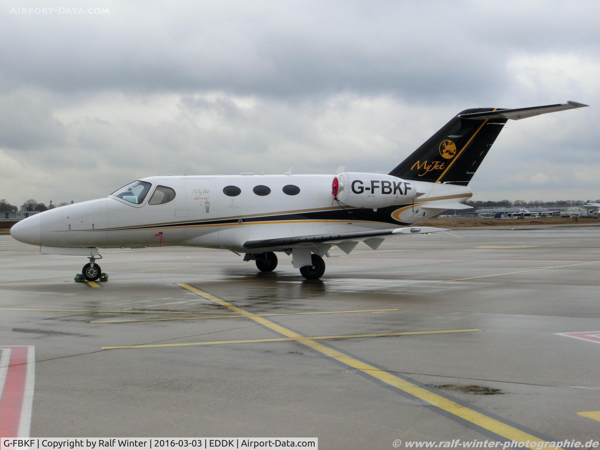 G-FBKF, 2010 Cessna 510 Citation Mustang Citation Mustang C/N 510-0360, Cessna 510 Citation Mustang - BKK Blink Ltd Camberley GU - 510-0360 - G-FBKF - 03.03.2016 - CGN