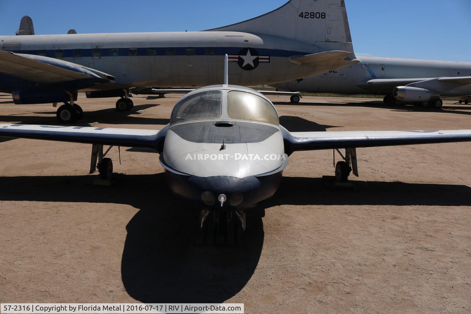 57-2316, 1957 Cessna T-37B Tweety Bird C/N 40249, T-37B