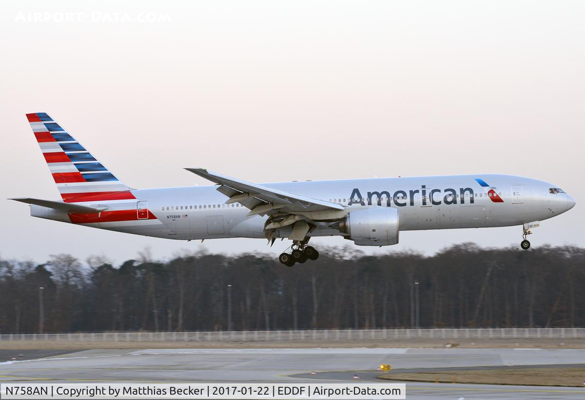 N758AN, 2001 Boeing 777-223 C/N 32637, N758AN