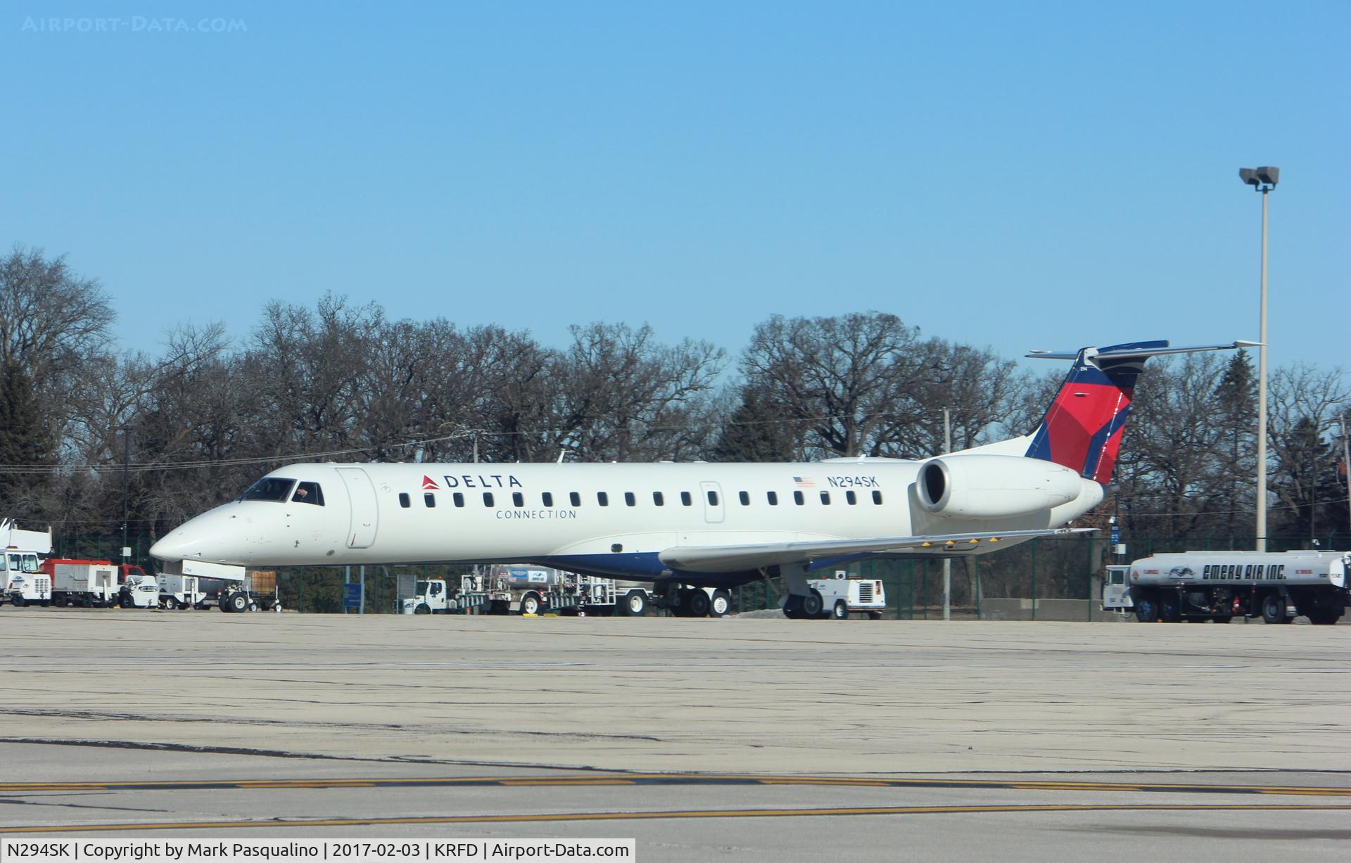 N294SK, 2001 Embraer EMB-145LR C/N 145497, EMB-145LR