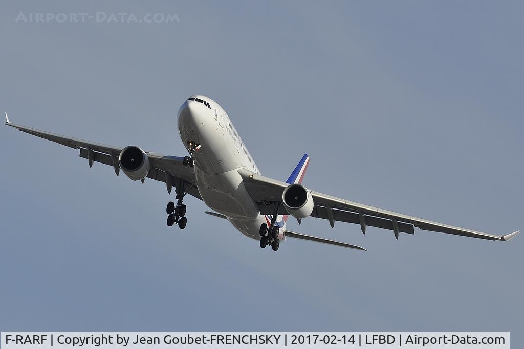 F-RARF, 1999 Airbus A330-223 C/N 240, COTAM 1276 touch and go runway 23