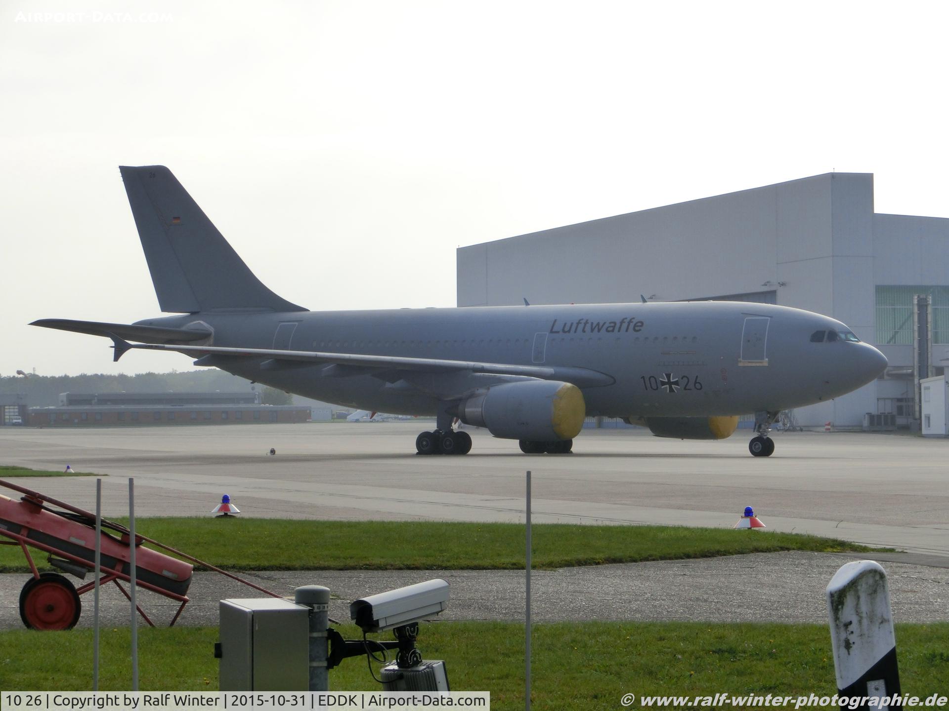 10 26, 1989 Airbus A310-304/MRTT C/N 522, Airbus A310-305 - GAF German Air Force 'Hans Grade' - 522 - 10+26 - 31.10.2015 - CGN
