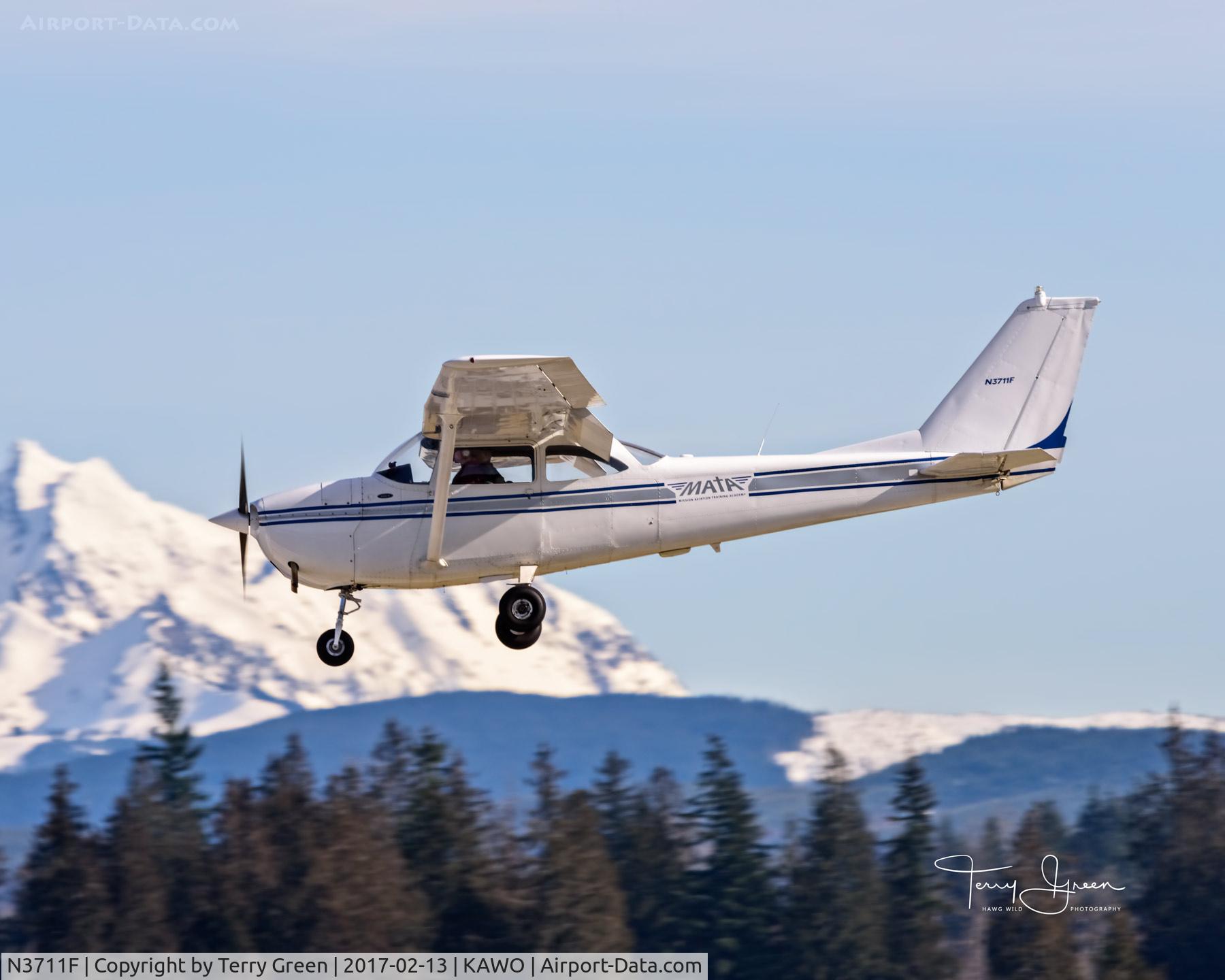 N3711F, 1966 Cessna 172H C/N 17255206, KAWO