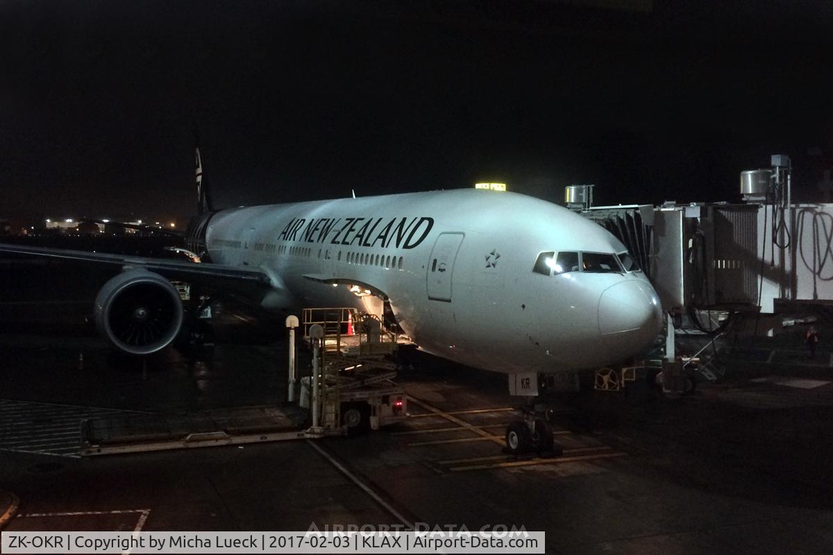 ZK-OKR, 2014 Boeing 777-306/ER C/N 44546, At LAX