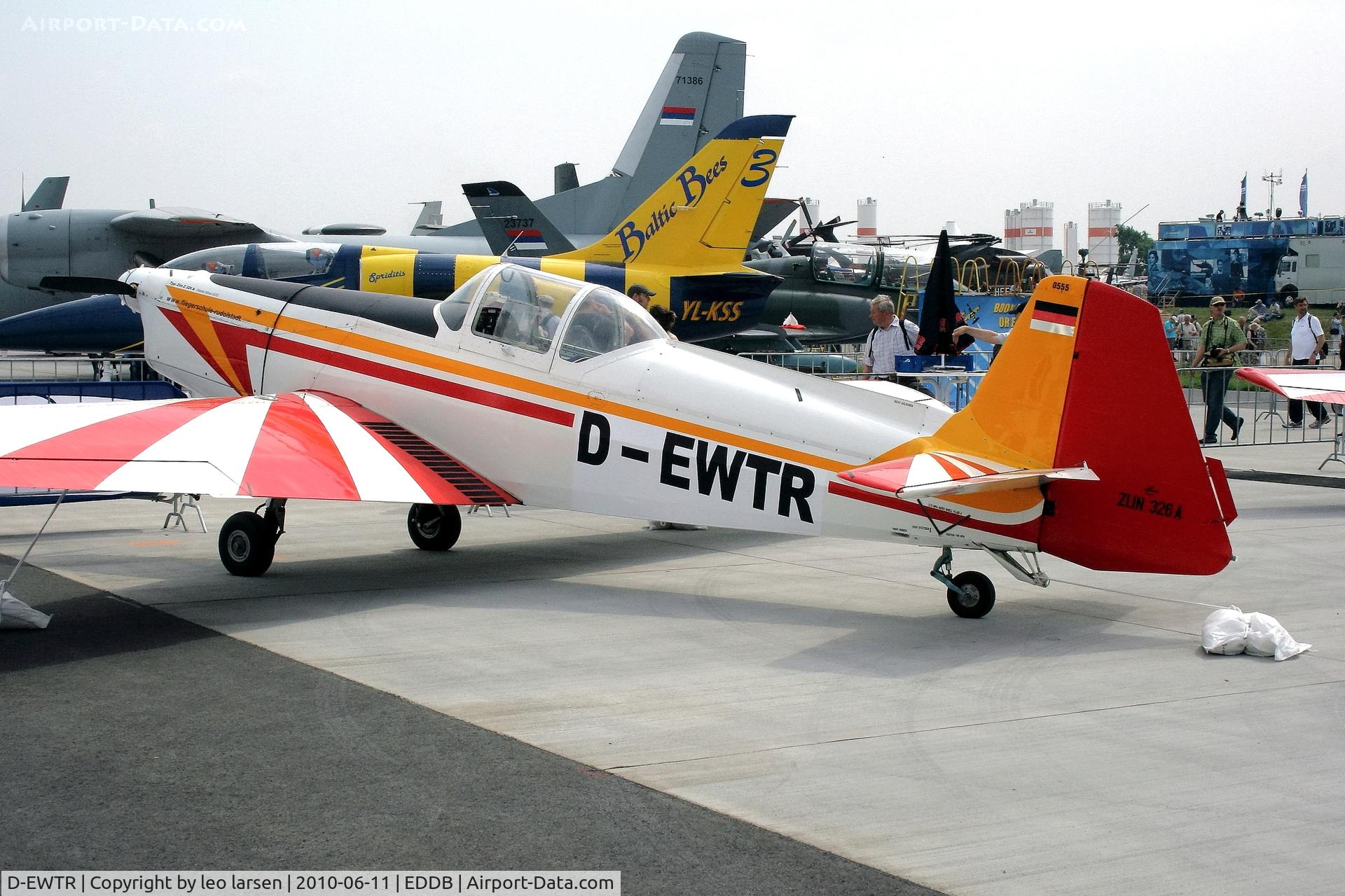 D-EWTR, Zlin Z-326A C/N 555, Berlin Air Show 11.6.2010