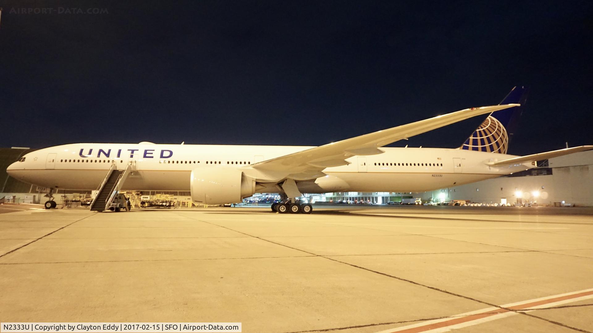 N2333U, 2016 Boeing 777-300/ER C/N 62644, Brand new United Airlines 777-300er at SFO