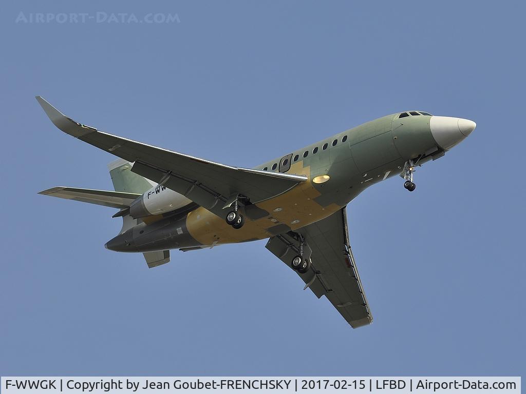 F-WWGK, 2016 Dassault Falcon 2000LX C/N Not found F-WWGK, MEDOC 02 test flight landing runway 23