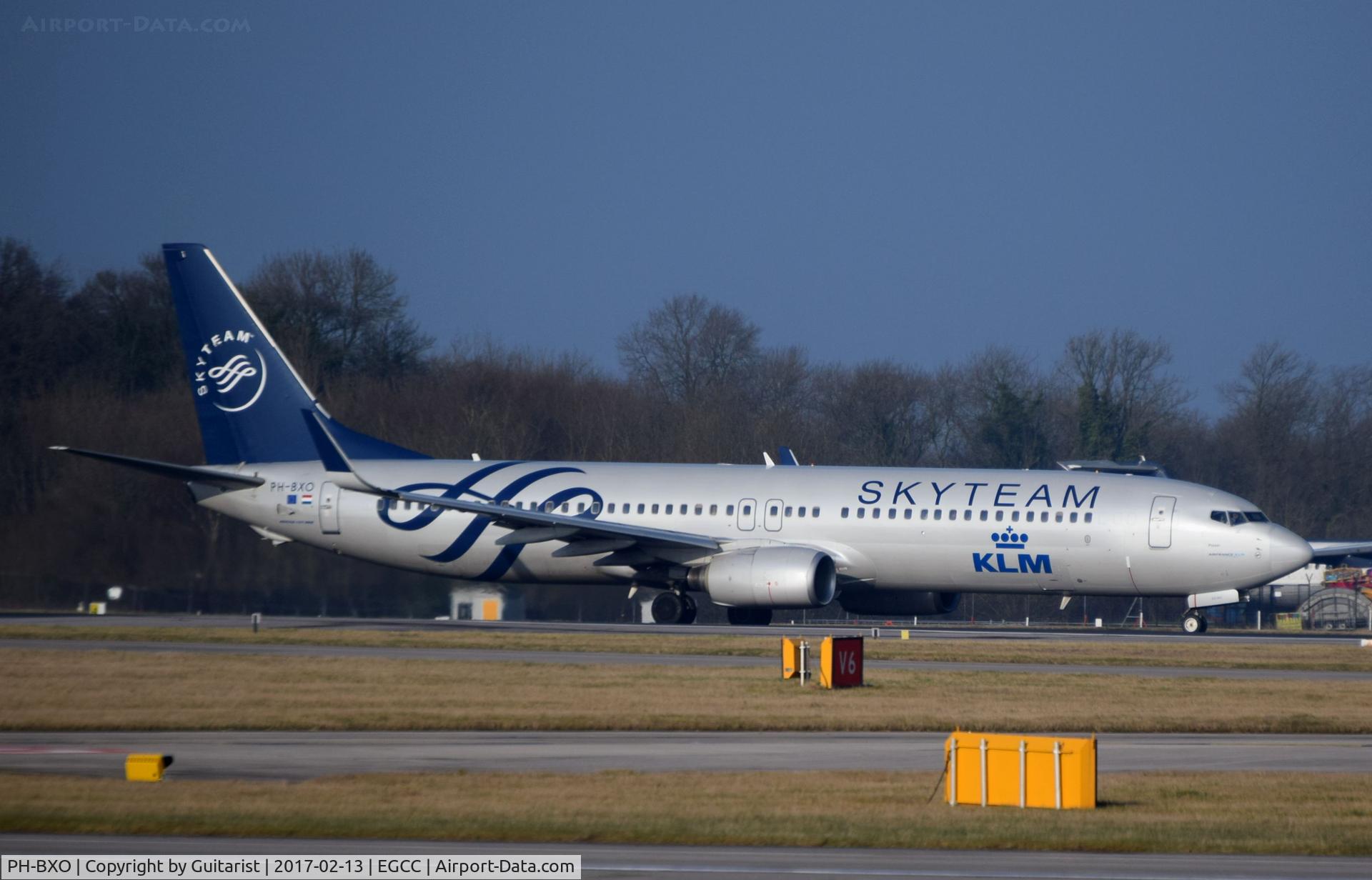 PH-BXO, 2001 Boeing 737-9K2 C/N 29599, At Manchester