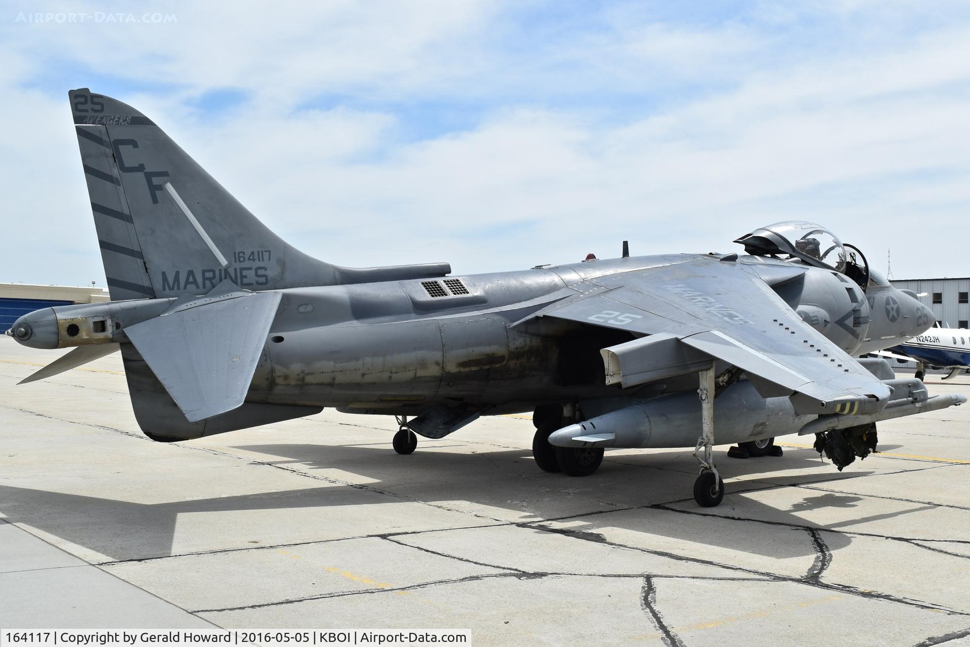 164117, McDonnell Douglas AV-8B Harrier II C/N 194, VMA-211“Avengers”, MCAS Yuma, AZ
