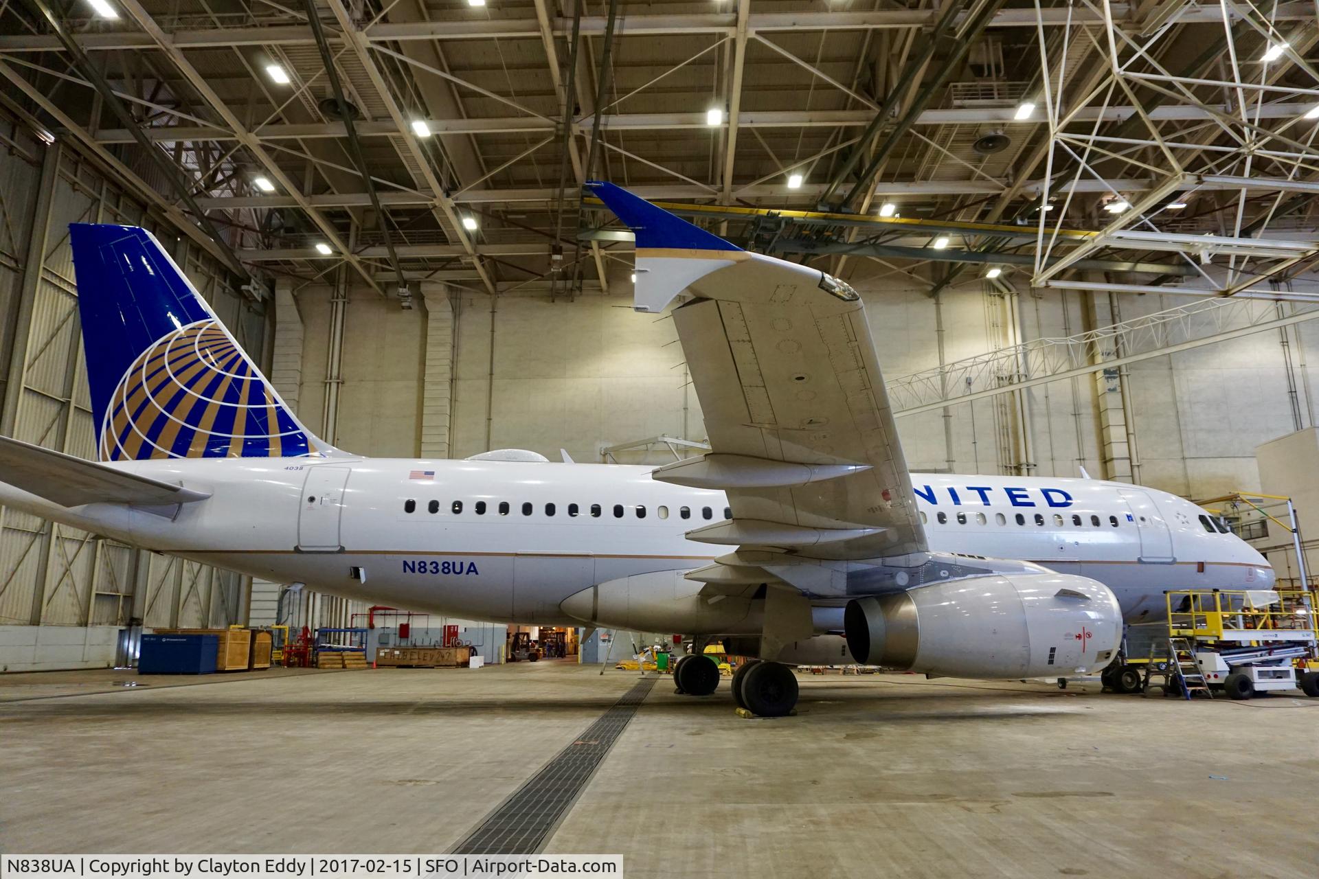 N838UA, 2001 Airbus A319-131 C/N 1477, SFO 2017