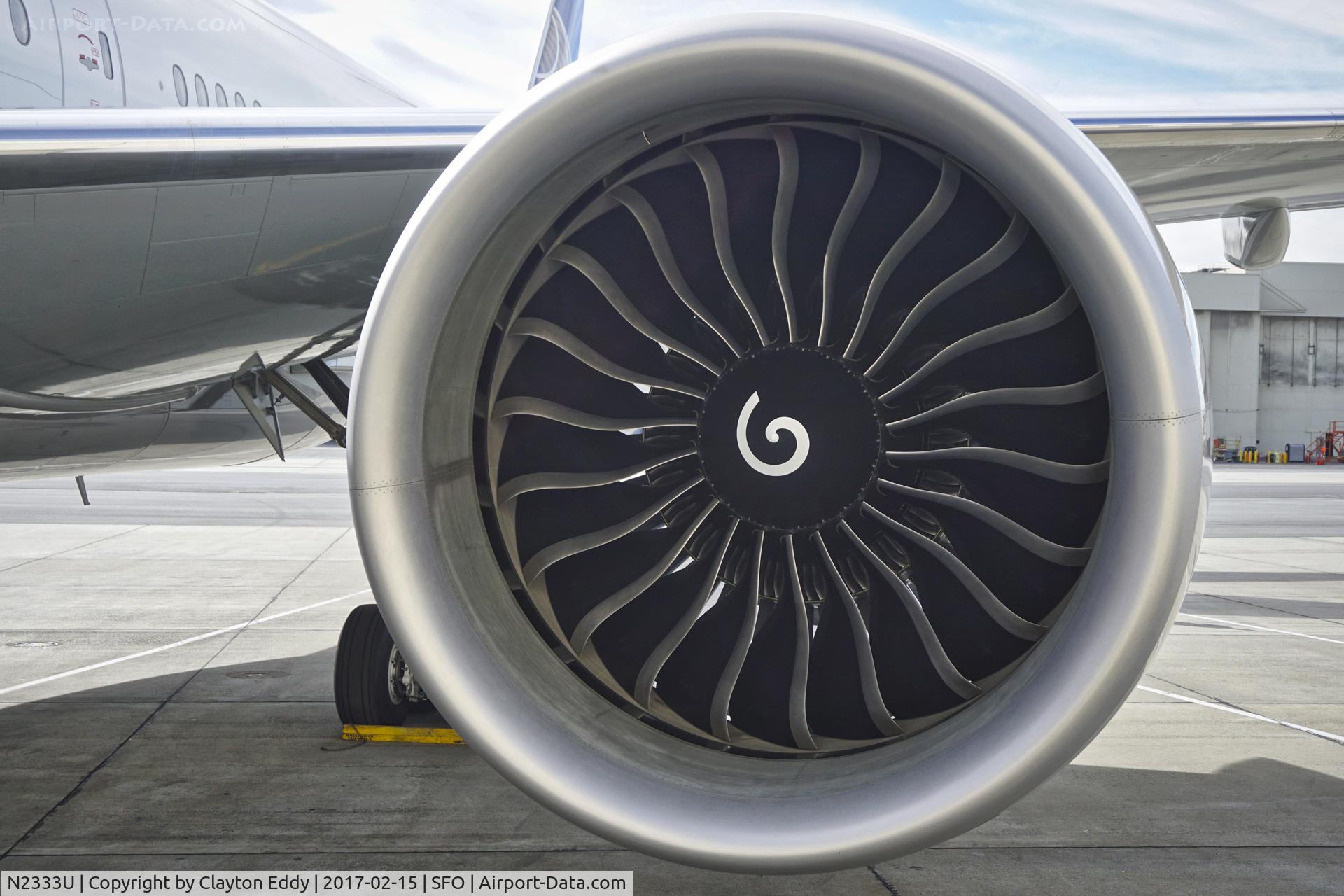 N2333U, 2016 Boeing 777-300/ER C/N 62644, United's 3rd 777-300er. GE powered. SFO. 2017.