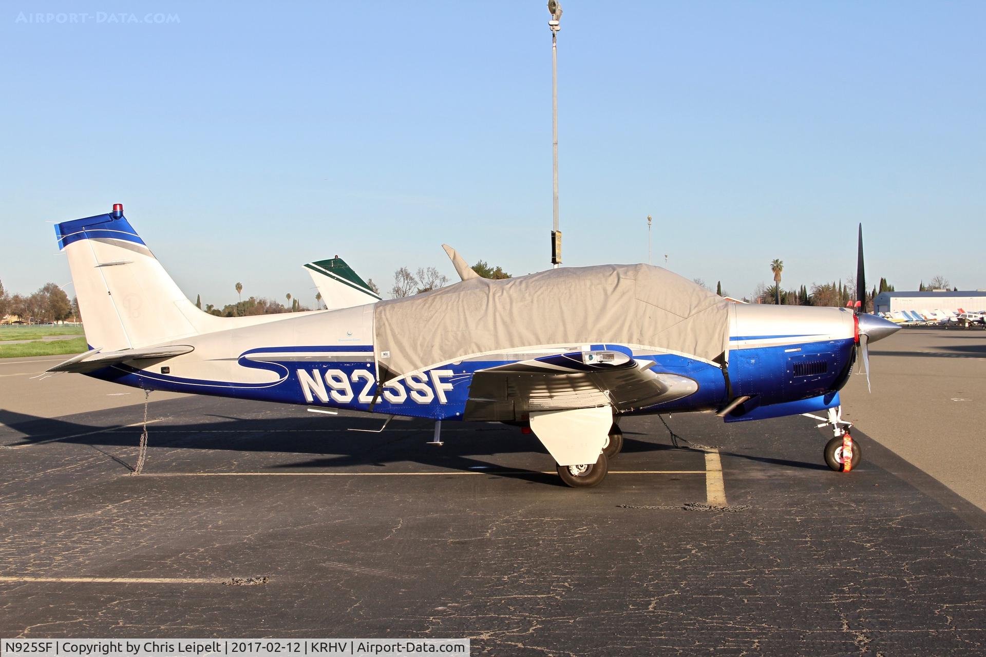 N925SF, Hawker Beechcraft Corp G36 Bonanza C/N E-3914, Enpower Aviation LLC (San Ramon, CA) beautiful Beechcraft G36 Bonanza parked on transient at Reid Hillview Airport, San Jose, CA.