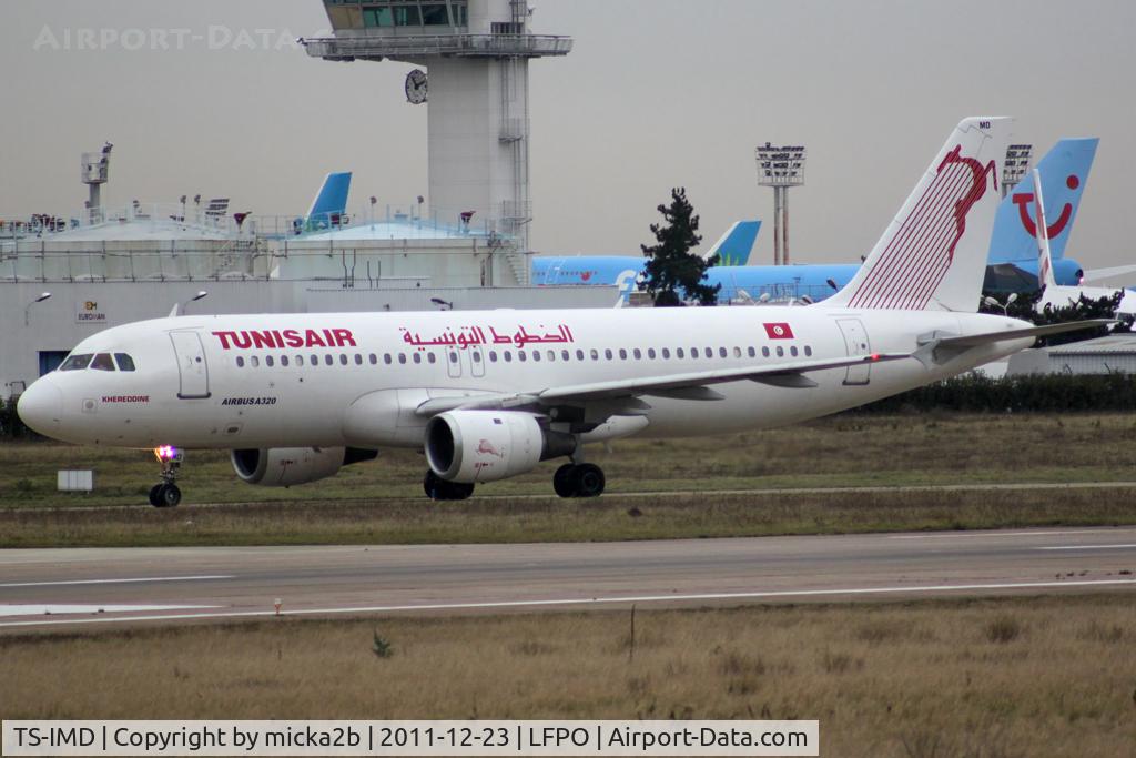 TS-IMD, 1991 Airbus A320-211 C/N 0205, Taxiing