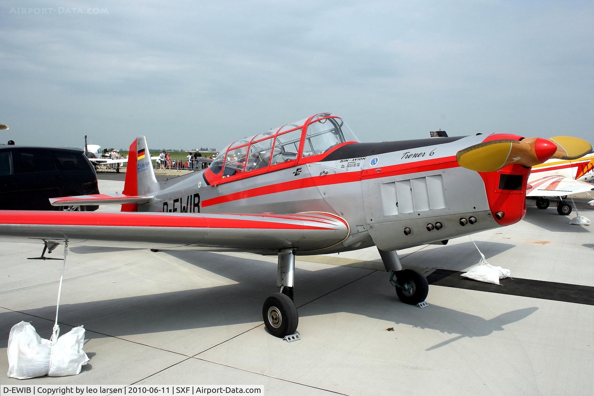 D-EWIB, 1959 Zlin Z-226T Trener 6 C/N 231, Berlin Air Show 11.6.2010.
Crashed 28.4.2012 Arnstadt