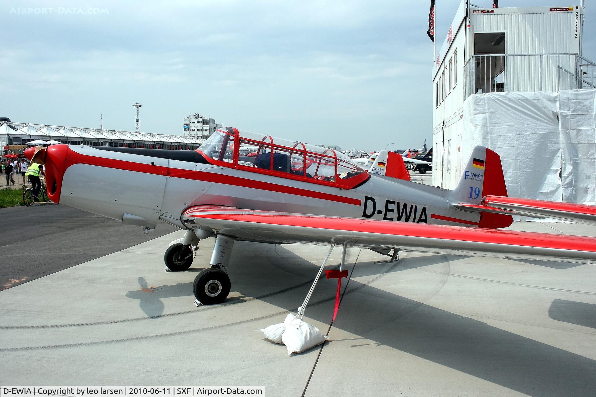 D-EWIA, 1960 Zlin Z-226T Trener 6 C/N 353, Berlin Air Show 11.6.2010
