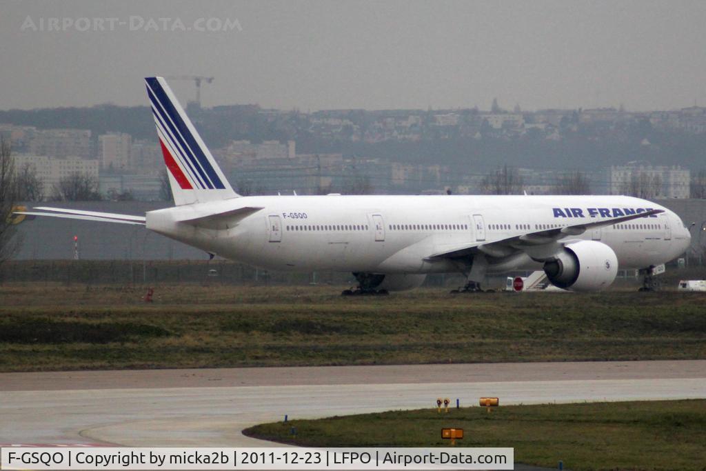 F-GSQO, 2006 boeing 777-328/ER C/N 32961, Taxiing