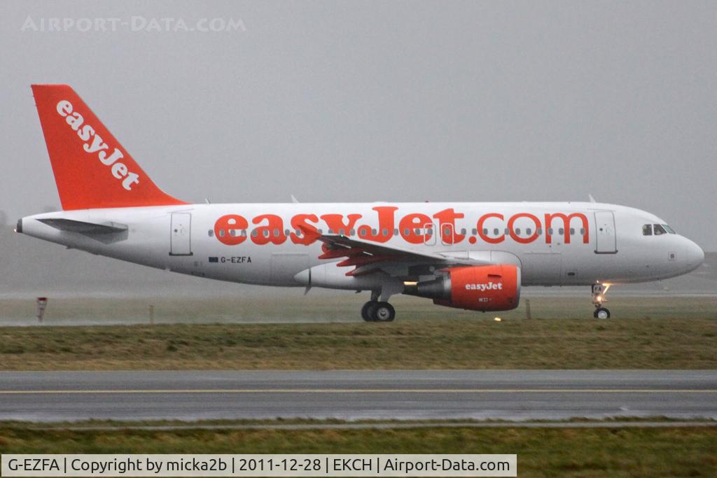 G-EZFA, 2009 Airbus A319-111 C/N 3788, Taxiing