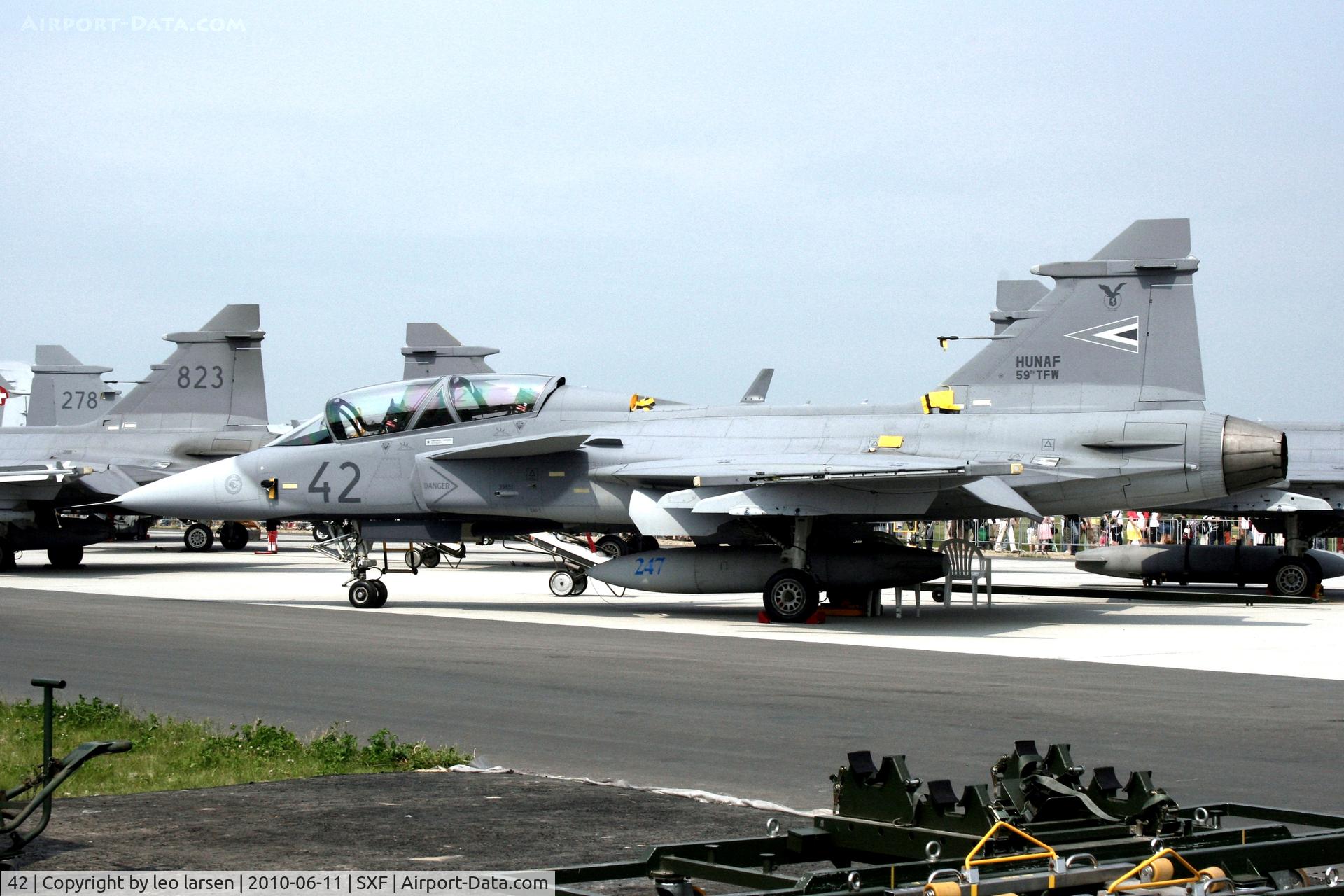 42, Saab JAS-39D Gripen C/N 39851, Berlin Air Show 11.6.2010