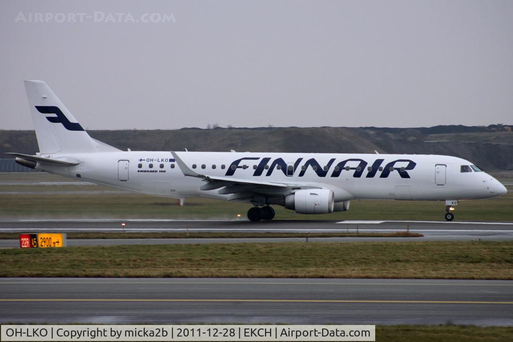 OH-LKO, 2009 Embraer 190LR (ERJ-190-100LR) C/N 19000267, Take off