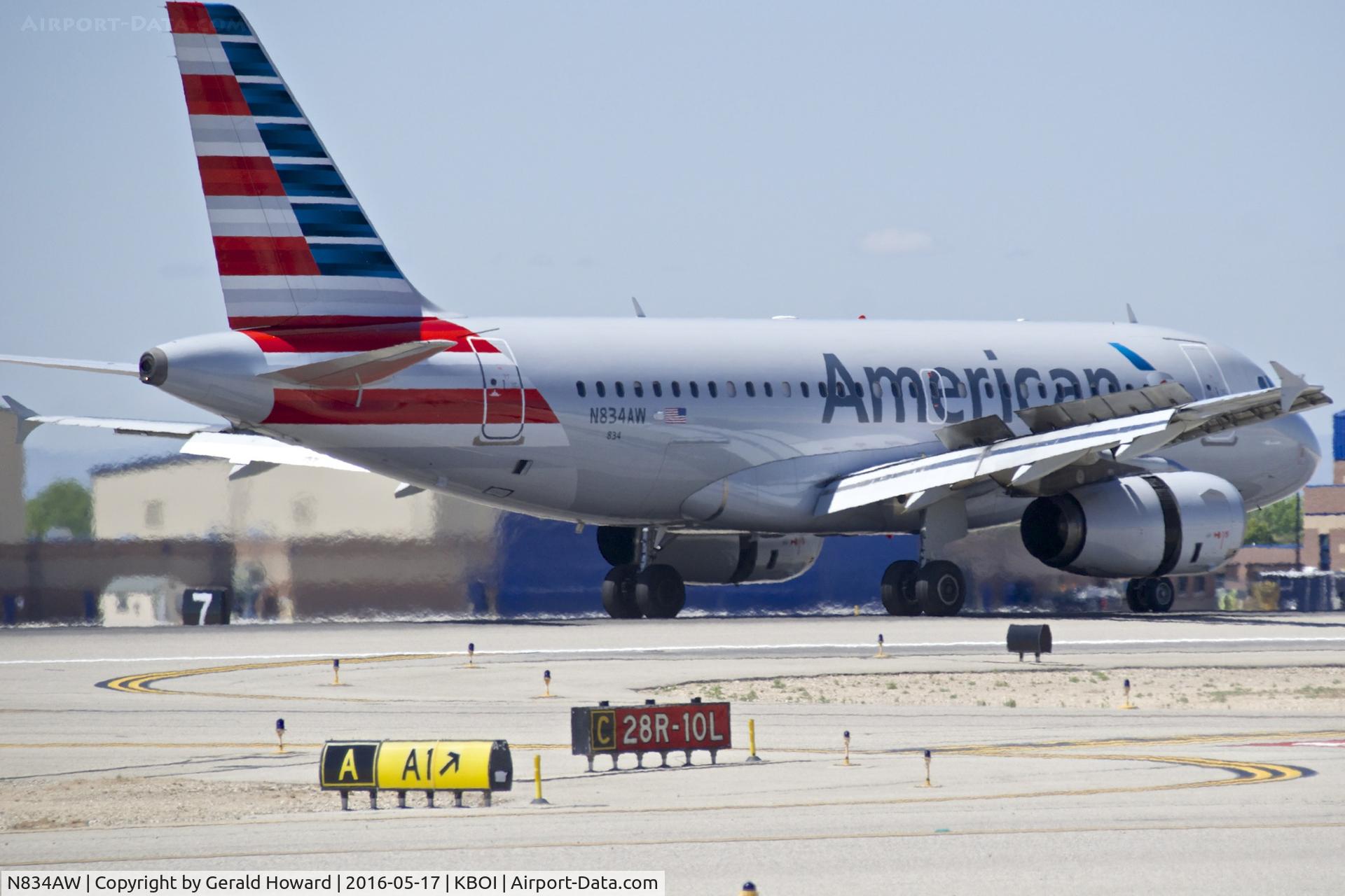 N834AW, 2004 Airbus A319-132 C/N 2302, Landing roll out on RWY 28R.
