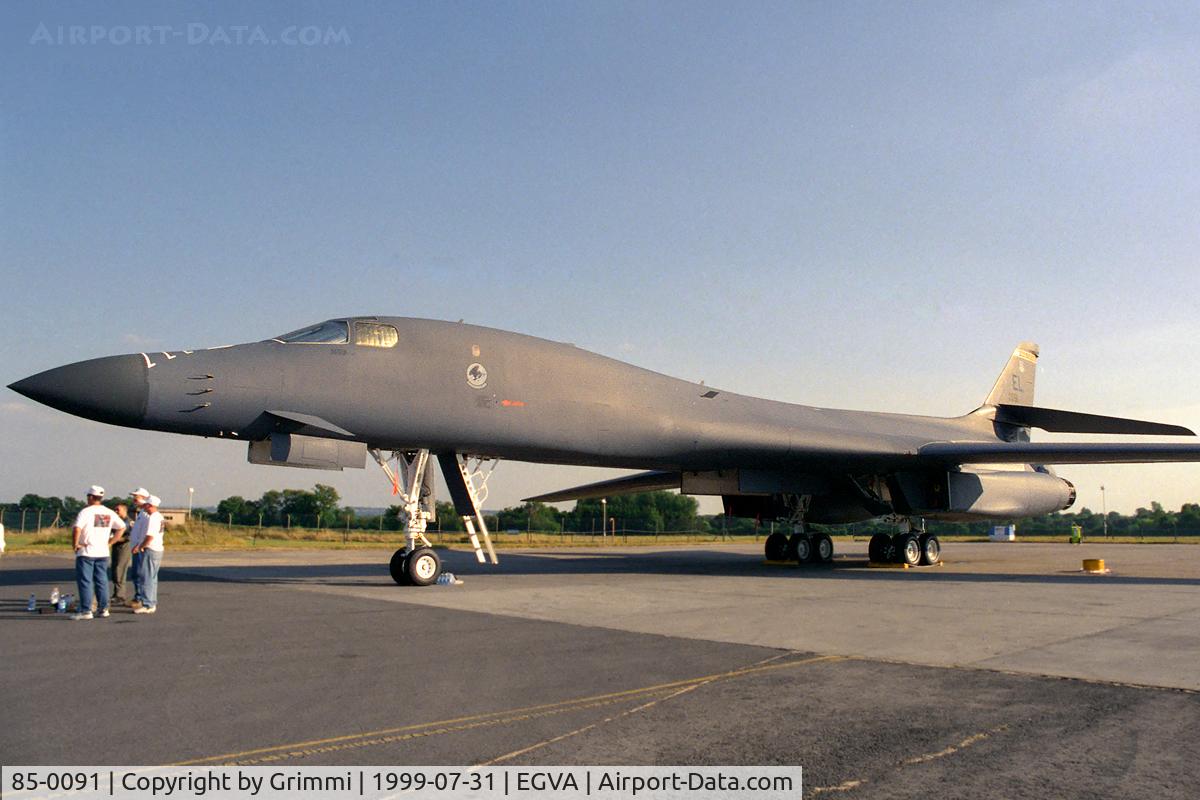 85-0091, 1985 Rockwell B-1B Lancer C/N 51, The deadly bomber with the nicest silhouette at RIAT'99. Crashed during a routine training mission from Ellsworth Air Force Base Aug 19th, 2013 170 miles southeast of Billings, Montana. All four crew members ejected savely and landed with minor injuries.