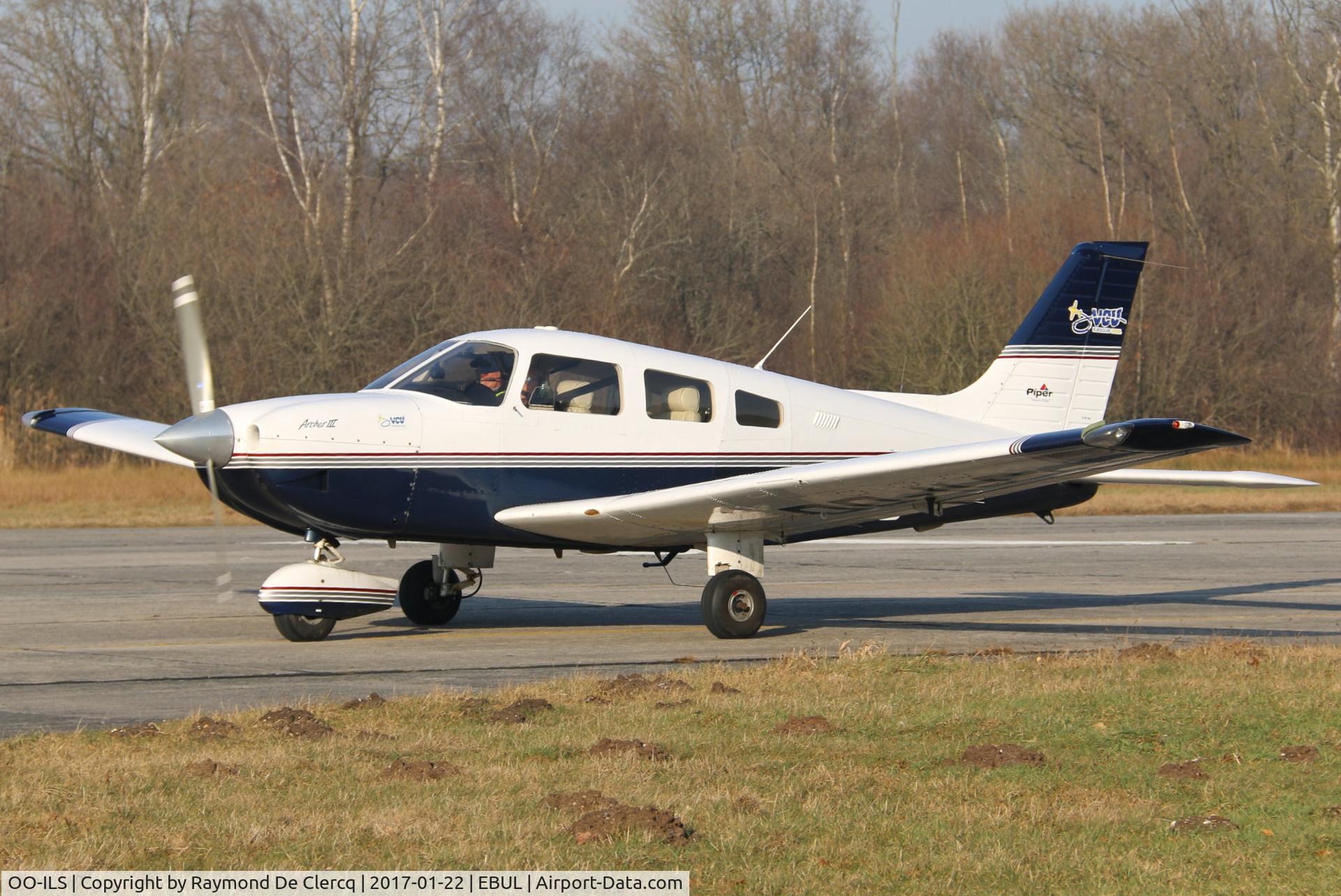 OO-ILS, Piper PA28-181 C/N 28-43432, Taxiing.