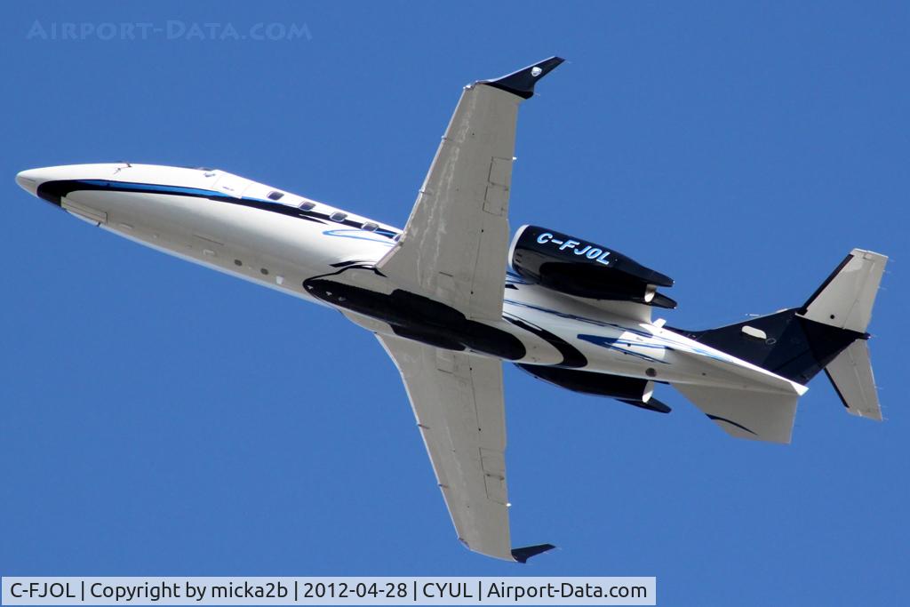 C-FJOL, 2010 Learjet 60 C/N 60-387, In flight