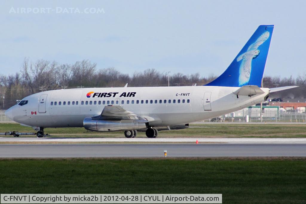 C-FNVT, 1975 Boeing 737-248C C/N 21011, Taxiing