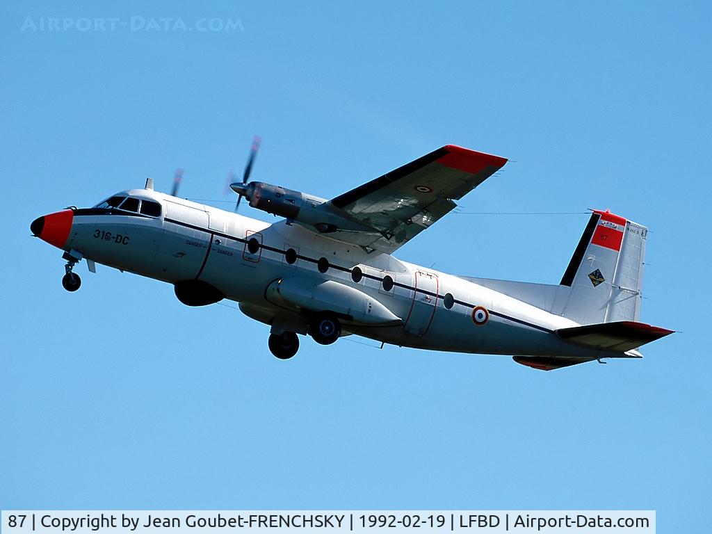 87, Aerospatiale N-262D-51 Fregate C/N 87, FRANCE AIR FORCE landing runway 23