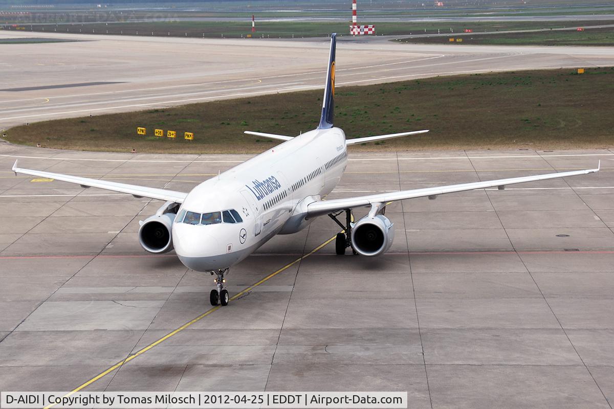 D-AIDI, 2011 Airbus A321-231 C/N 4753, 