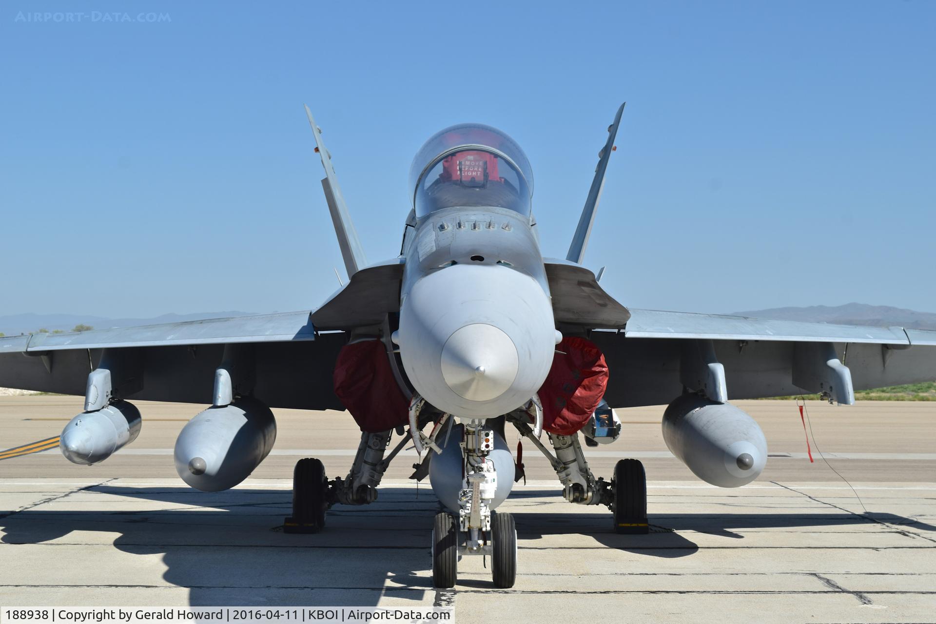 188938, 1988 McDonnell Douglas CF-188B Hornet C/N 738/B109, Parked on south ramp. 410 Sq., Cold Lake, Alberta, Canada.