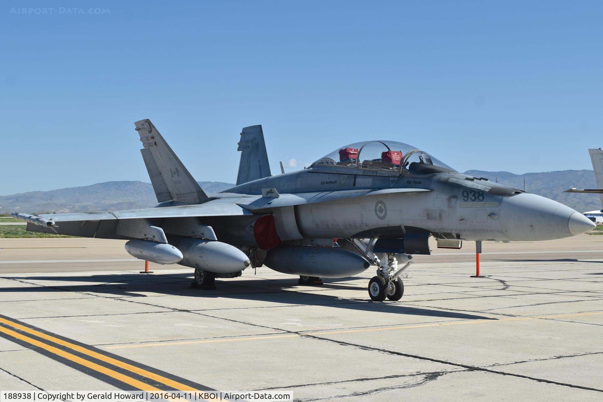 188938, 1988 McDonnell Douglas CF-188B Hornet C/N 738/B109, Parked on south ramp. 410 Sq., Cold Lake, Alberta, Canada.
