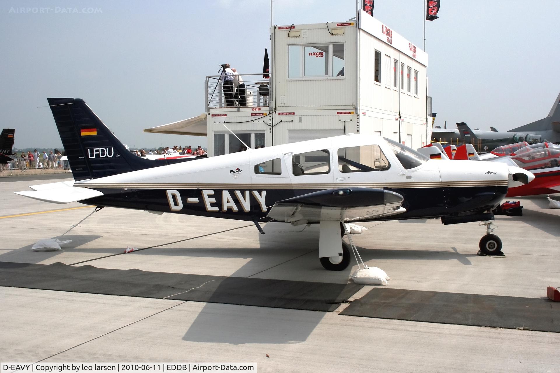 D-EAVY, 2005 Piper PA-28R-201 Cherokee Arrow III C/N 2844123, Berlin Air Show 11.6.2010