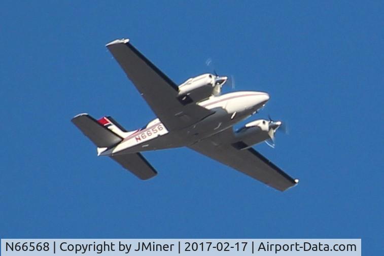 N66568, 1979 Beech 58TC Baron C/N TK-105, Flying over Sleepy Hollow IL.