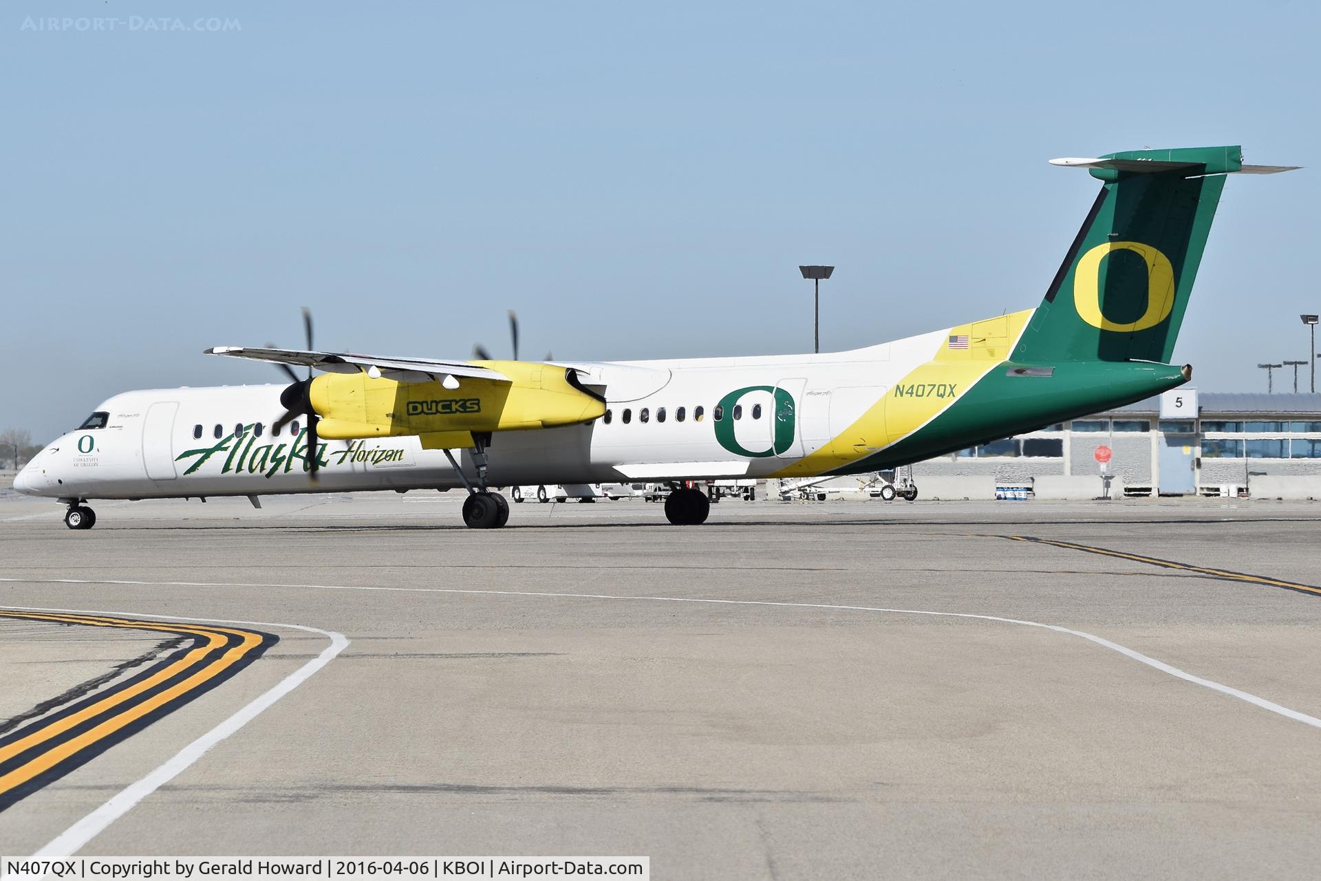 N407QX, 2001 Bombardier DHC-8-402 Dash 8 C/N 4049, Departing the Alaska ramp.