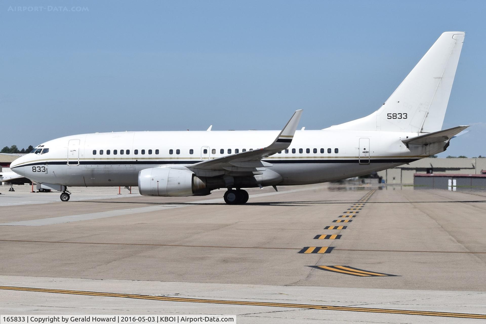 165833, 2002 Boeing C-40A (737-7AF) Clipper C/N 32597, Taxi onto south GA ramp.  VR-59 “The Lone Star Express”, NAS JRB Fort Worth, TX.