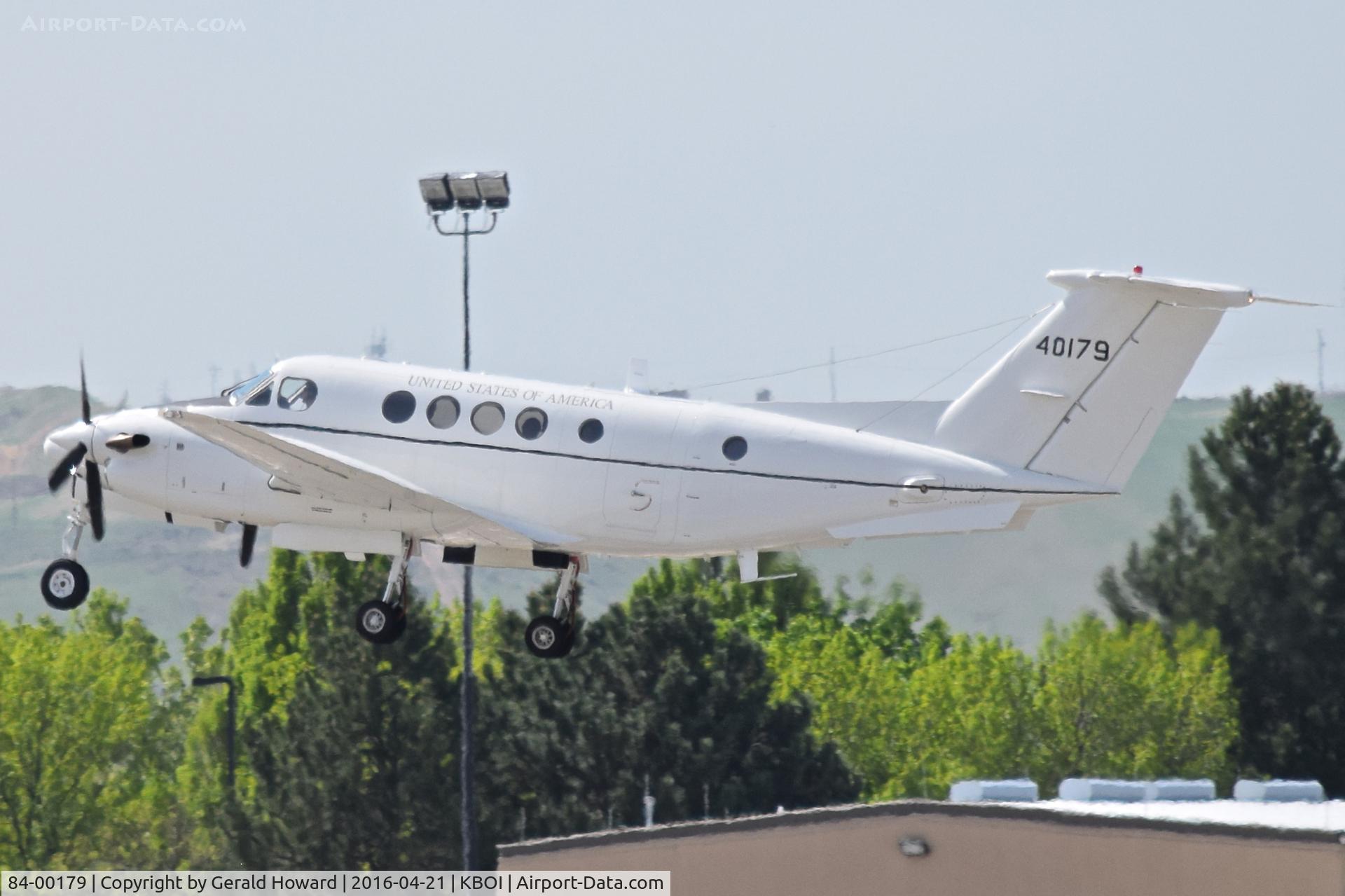 84-00179, 1984 Beech C-12T-3 Huron C/N BL-109, Departing RWY 10R.