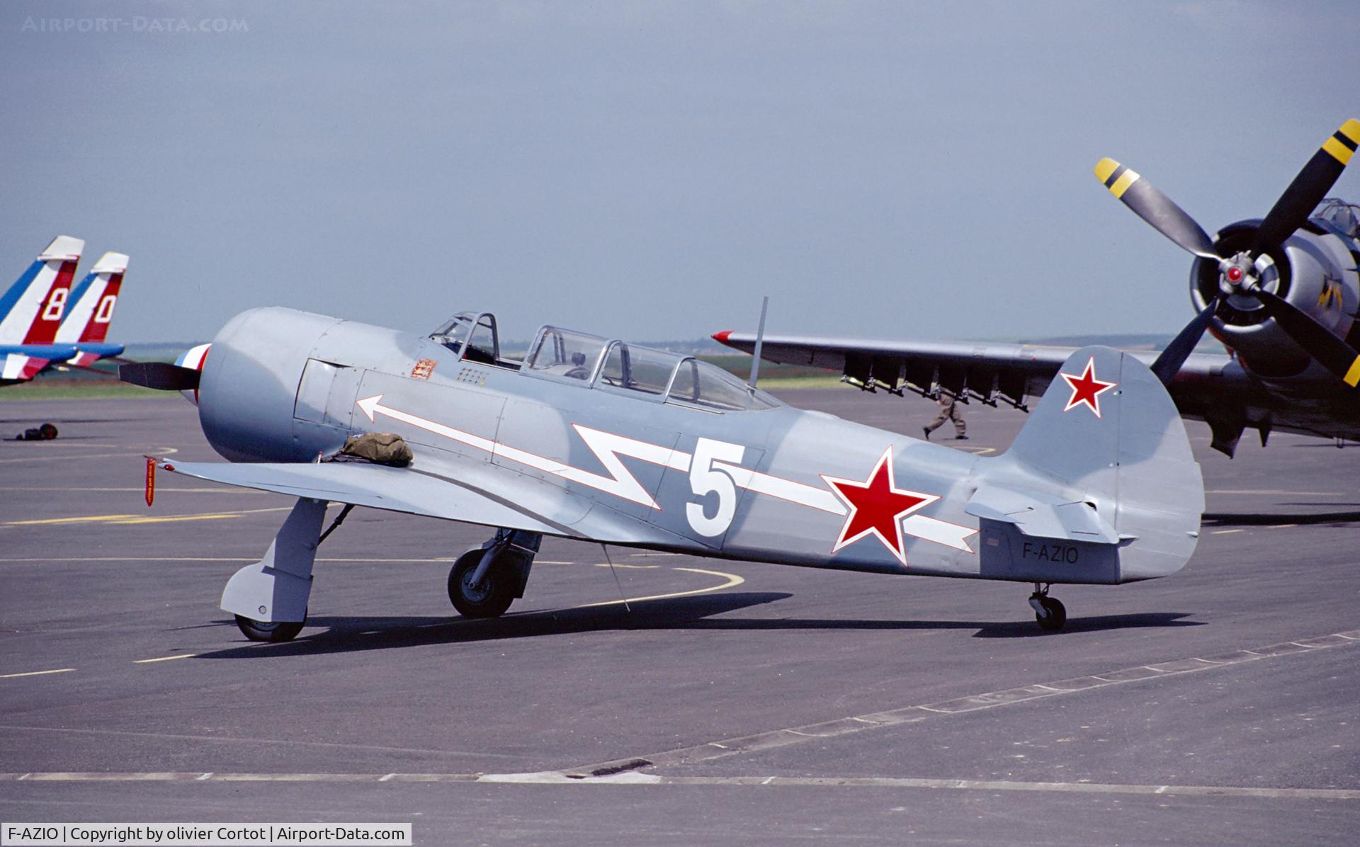 F-AZIO, Yakovlev Yak-11 C/N Y-5434, Troyes airshow, 2000
