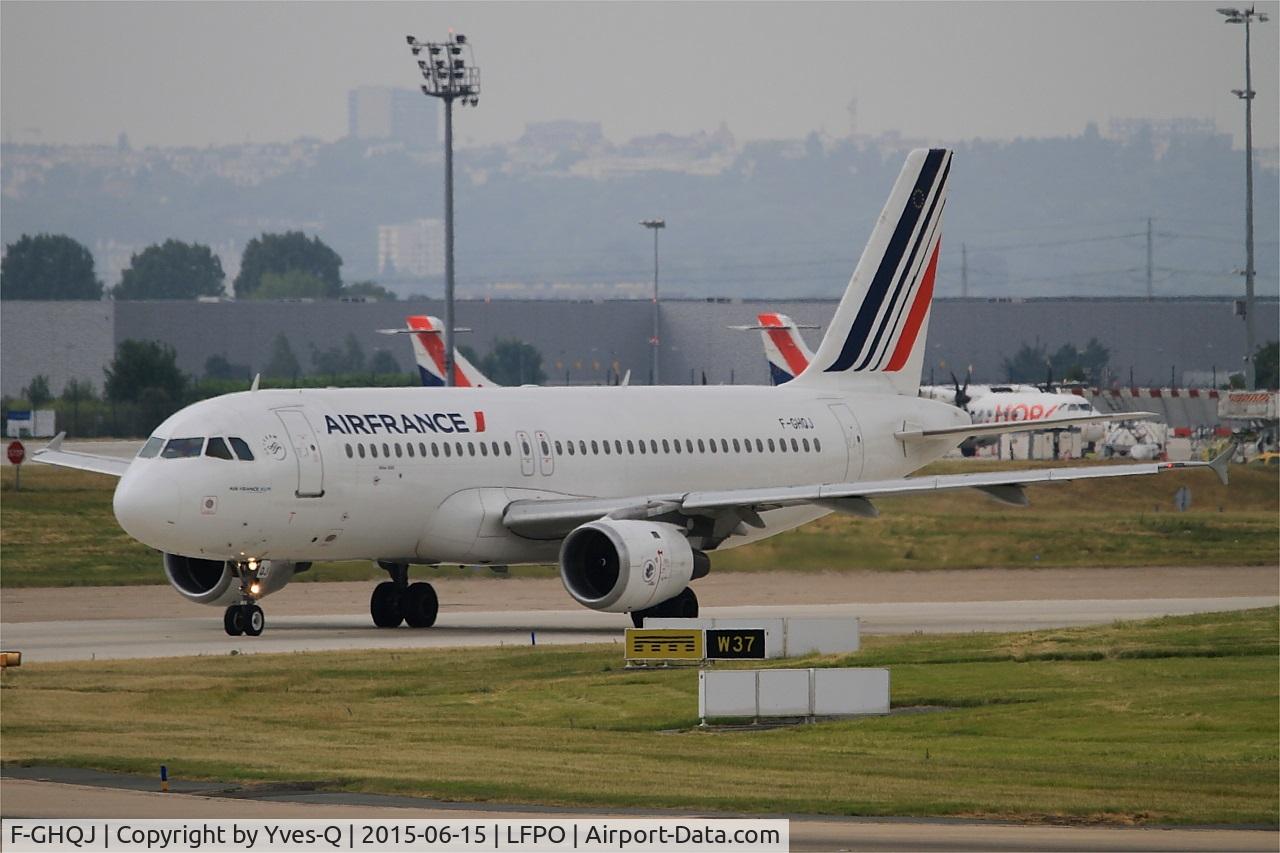 F-GHQJ, 1991 Airbus A320-211 C/N 0214, Airbus A320-211, Taxiing to holding point rwy 08, Paris-Orly airport (LFPO-ORY)