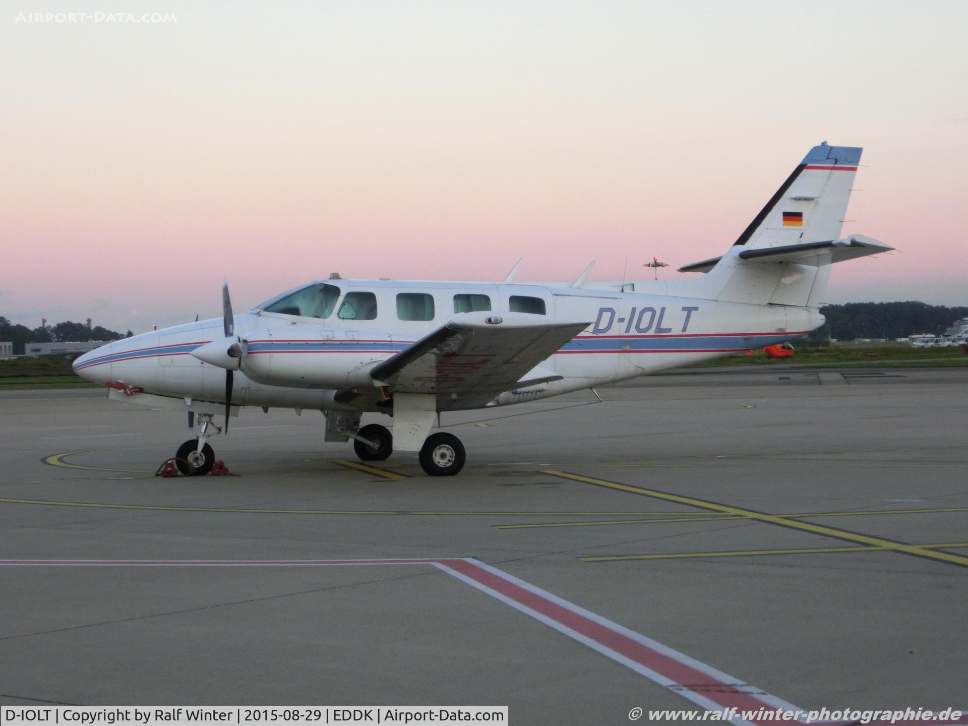 D-IOLT, Cessna T303 Crusader C/N T30300294, Cessna T303 Crusader - Privat - T30300294 - D-IOLT - 29.08.2015 - CGN