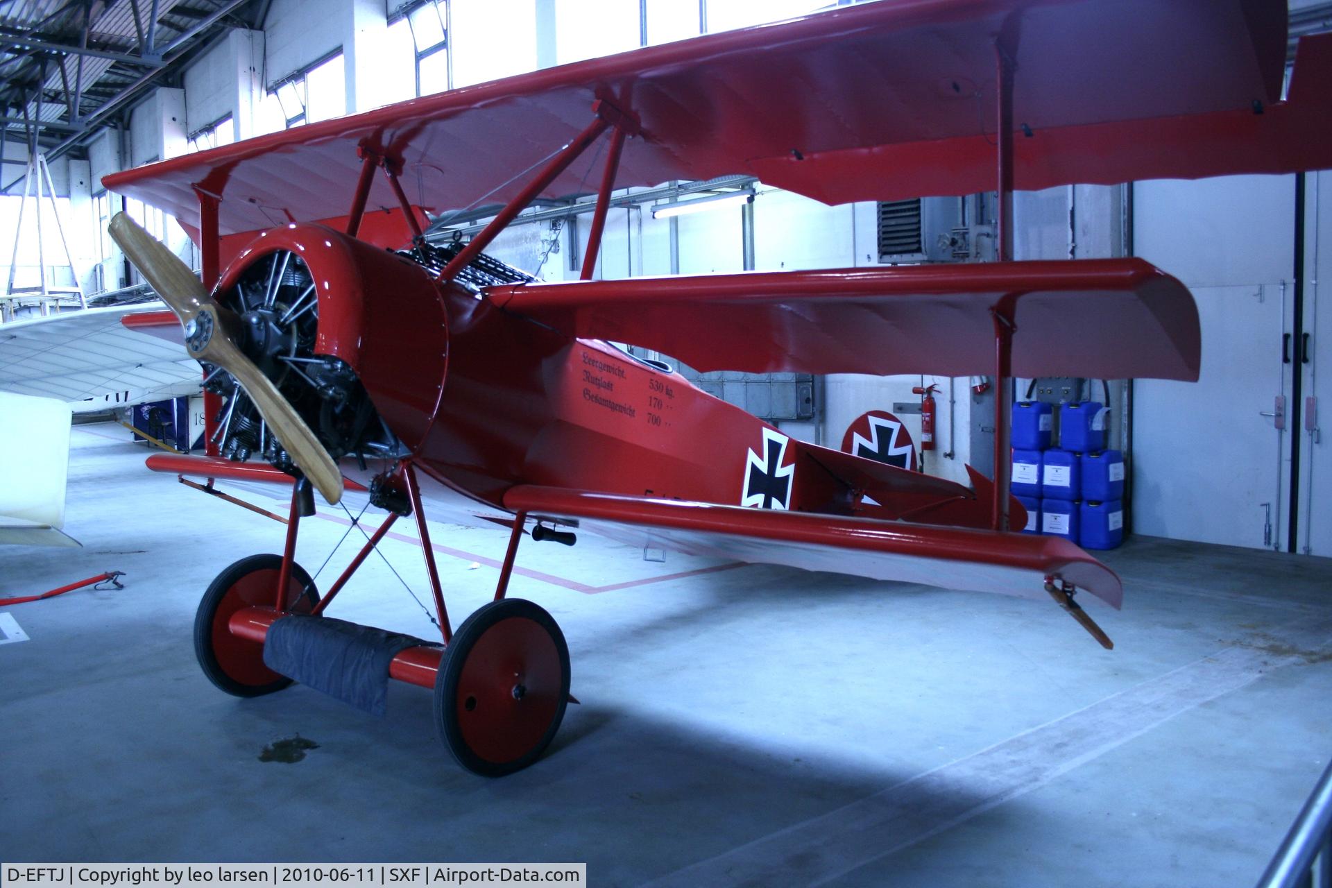 D-EFTJ, Fokker Dr.1 Triplane Replica C/N 003, Berlin Air Show 11.6.2010
