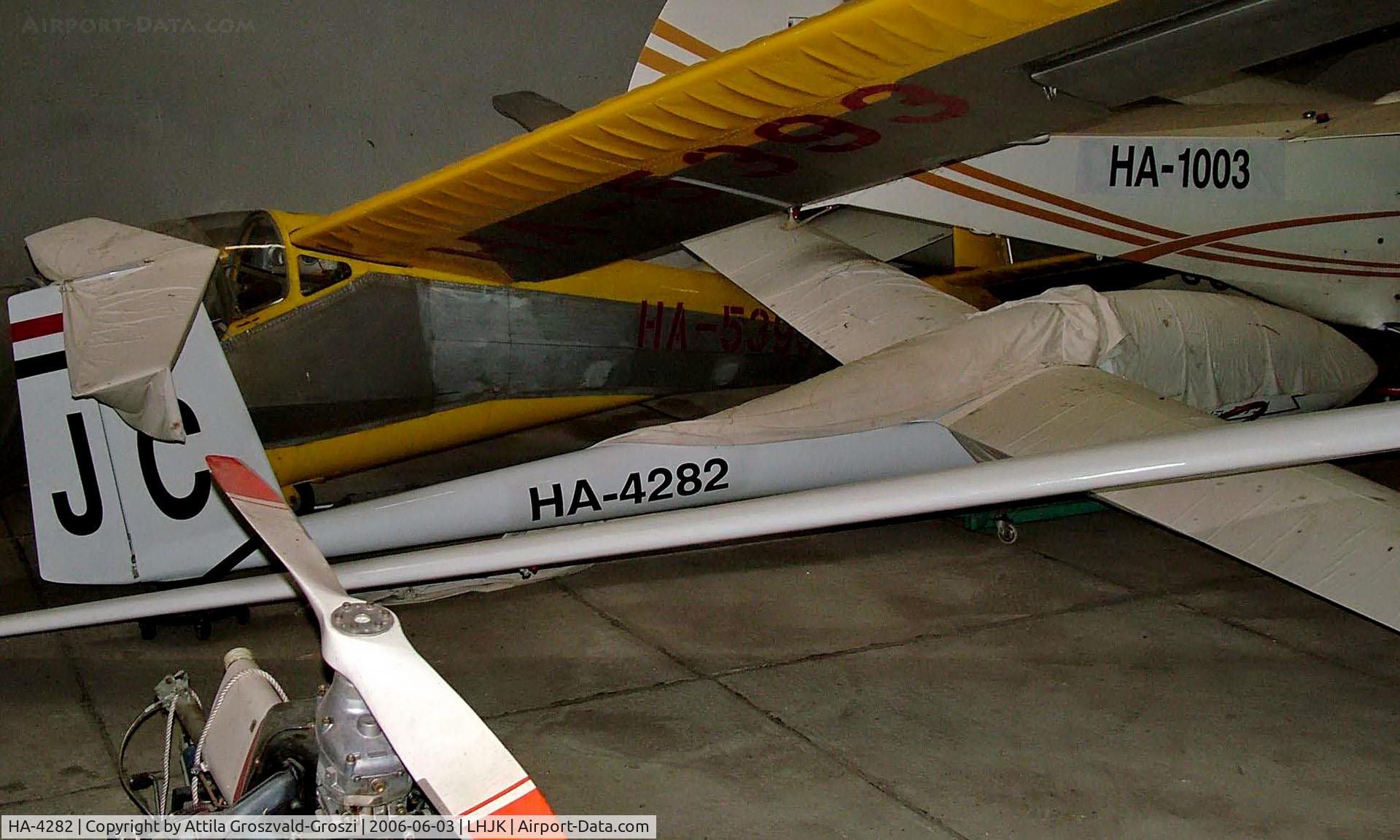 HA-4282, 1984 VTC/Jastreb Standard Cirrus 75 C/N 283, Jakabszállás Airport, Hungary