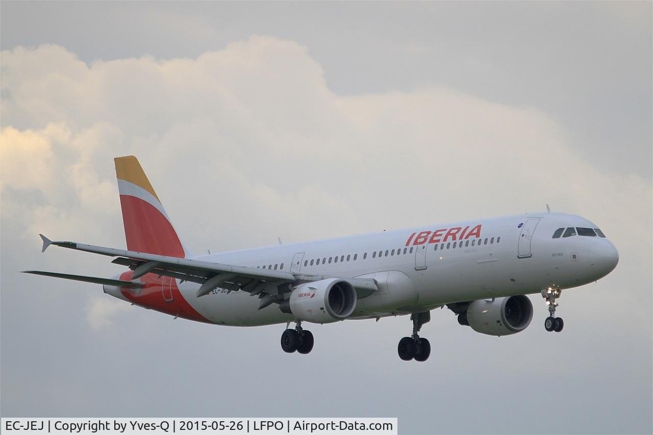 EC-JEJ, 2005 Airbus A321-211 C/N 2381, Airbus A321-211, Short approach rwy 06, Paris-Orly airport (LFPO-ORY)