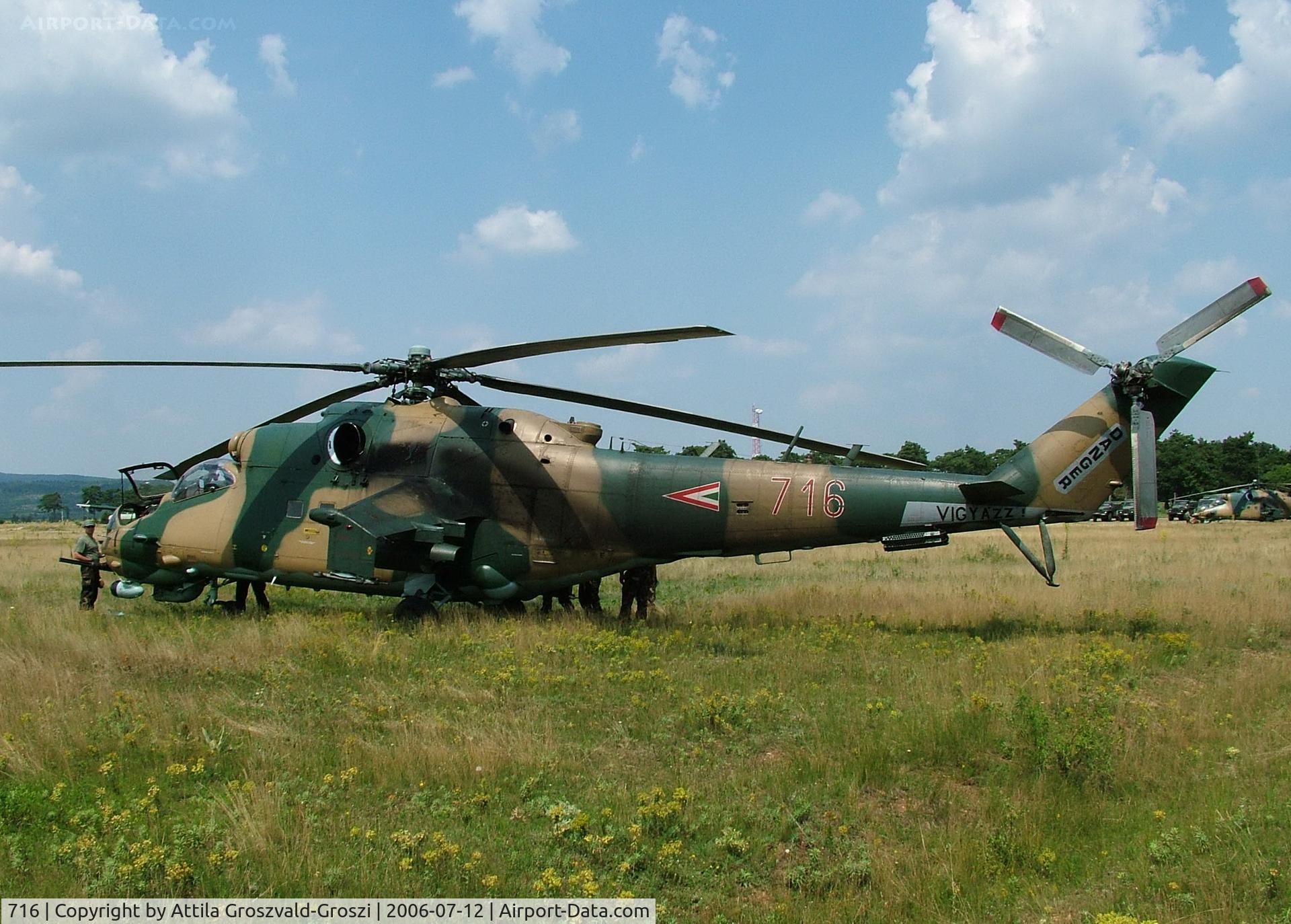 716, Mil Mi-24V Hind E C/N 220716, Jutas-Újmajor, Veszprém, Hungary