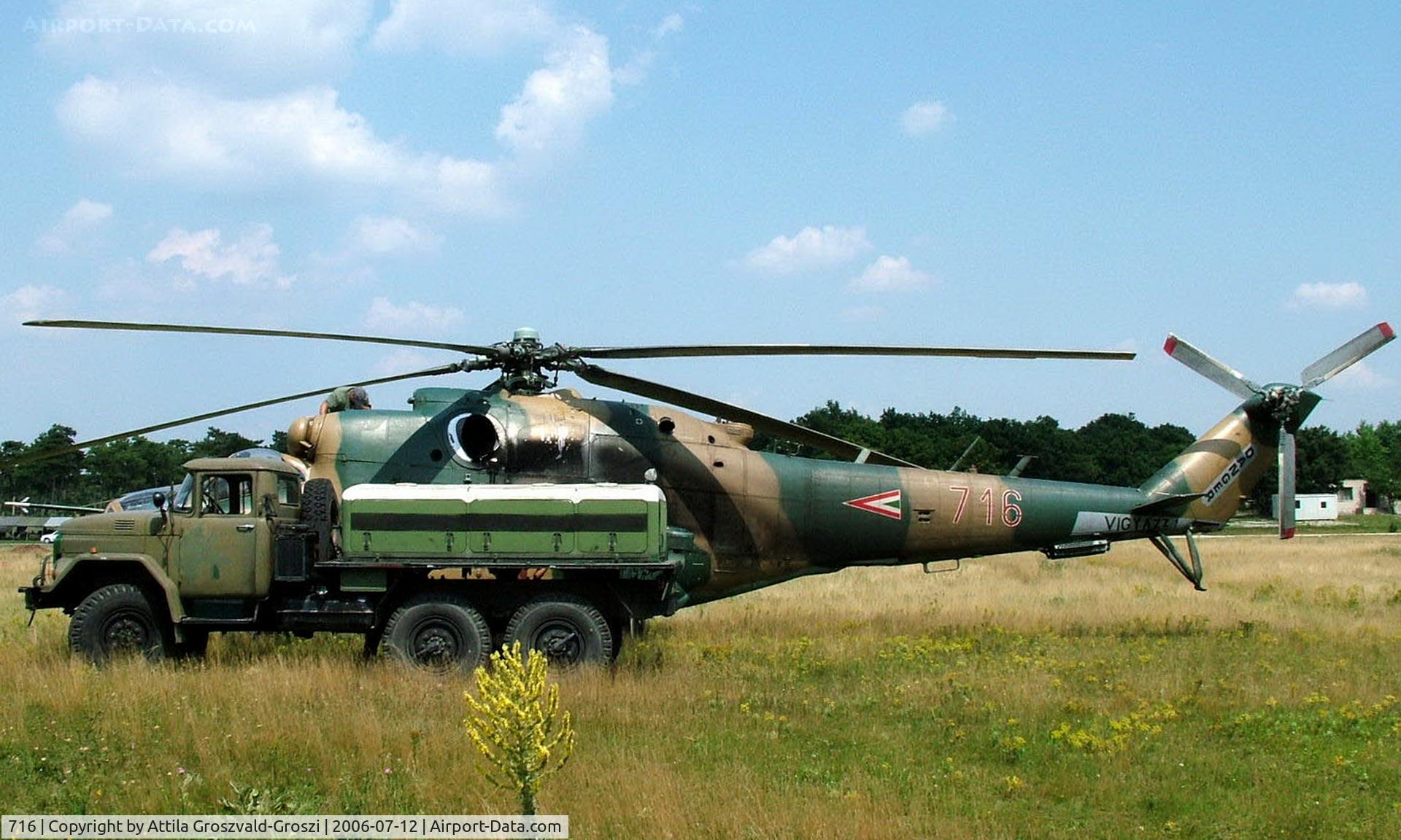 716, Mil Mi-24V Hind E C/N 220716, Jutas-Újmajor, Veszprém, Hungary