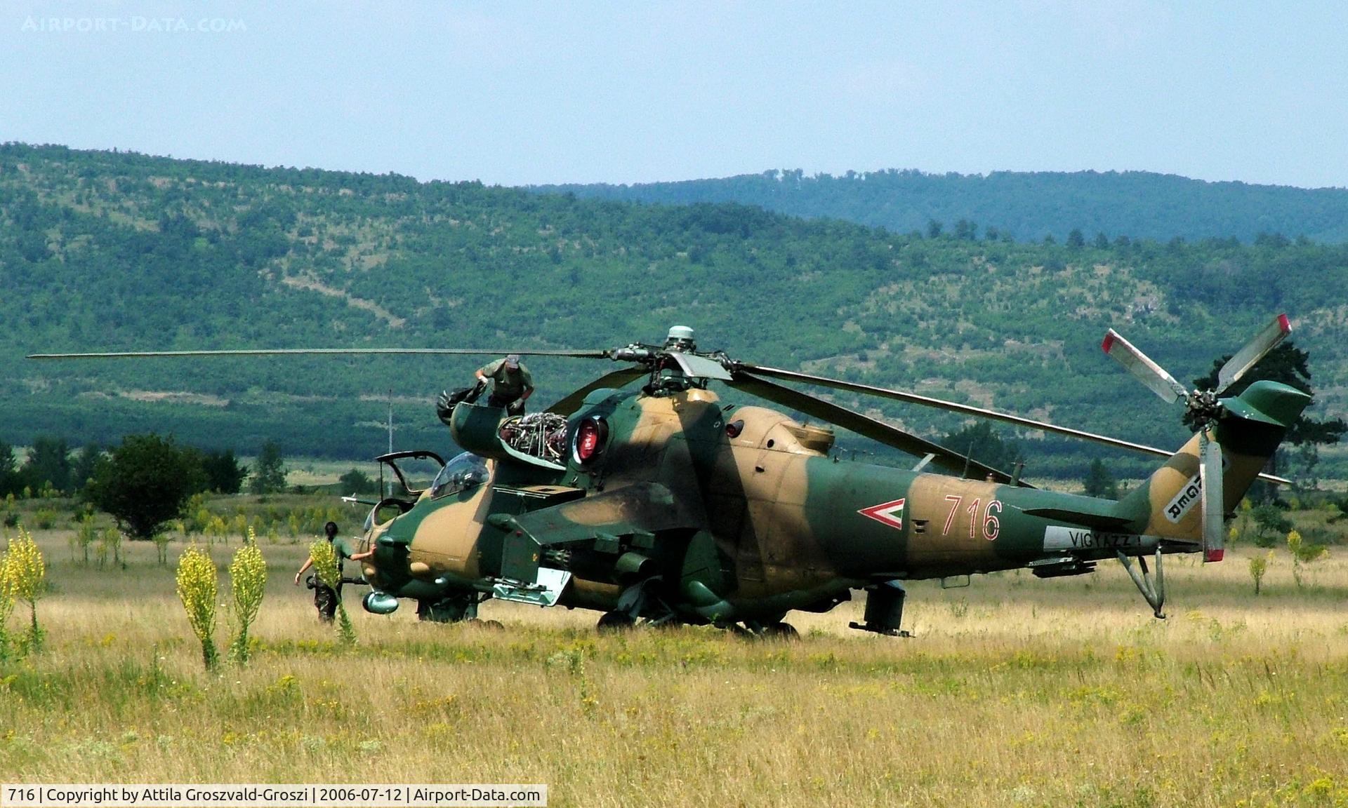 716, Mil Mi-24V Hind E C/N 220716, Jutas-Újmajor, Veszprém, Hungary